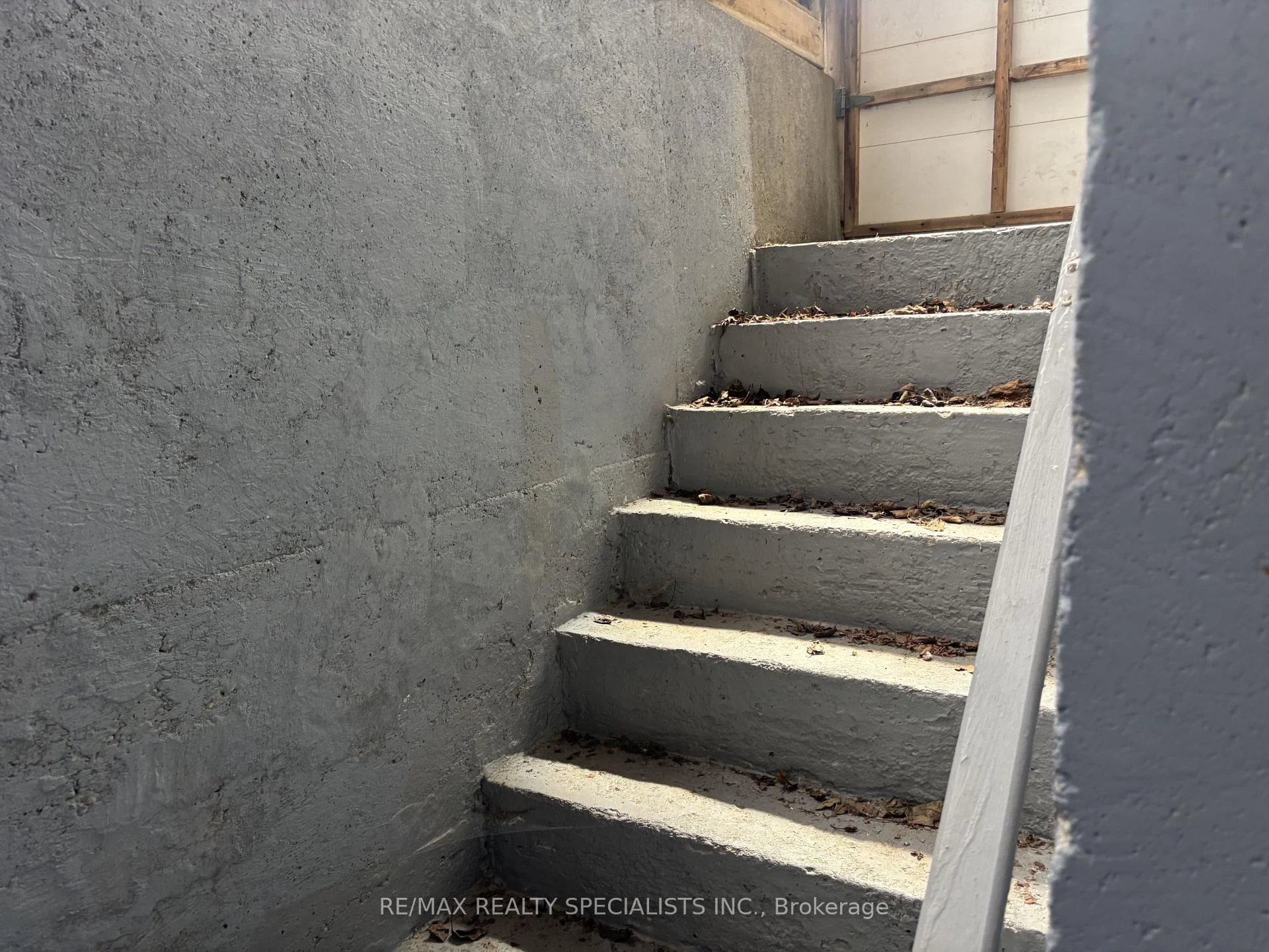 Photo 33 of 33 Cherrytree Drive, Brampton, Fletcher's Creek South — HOMEH