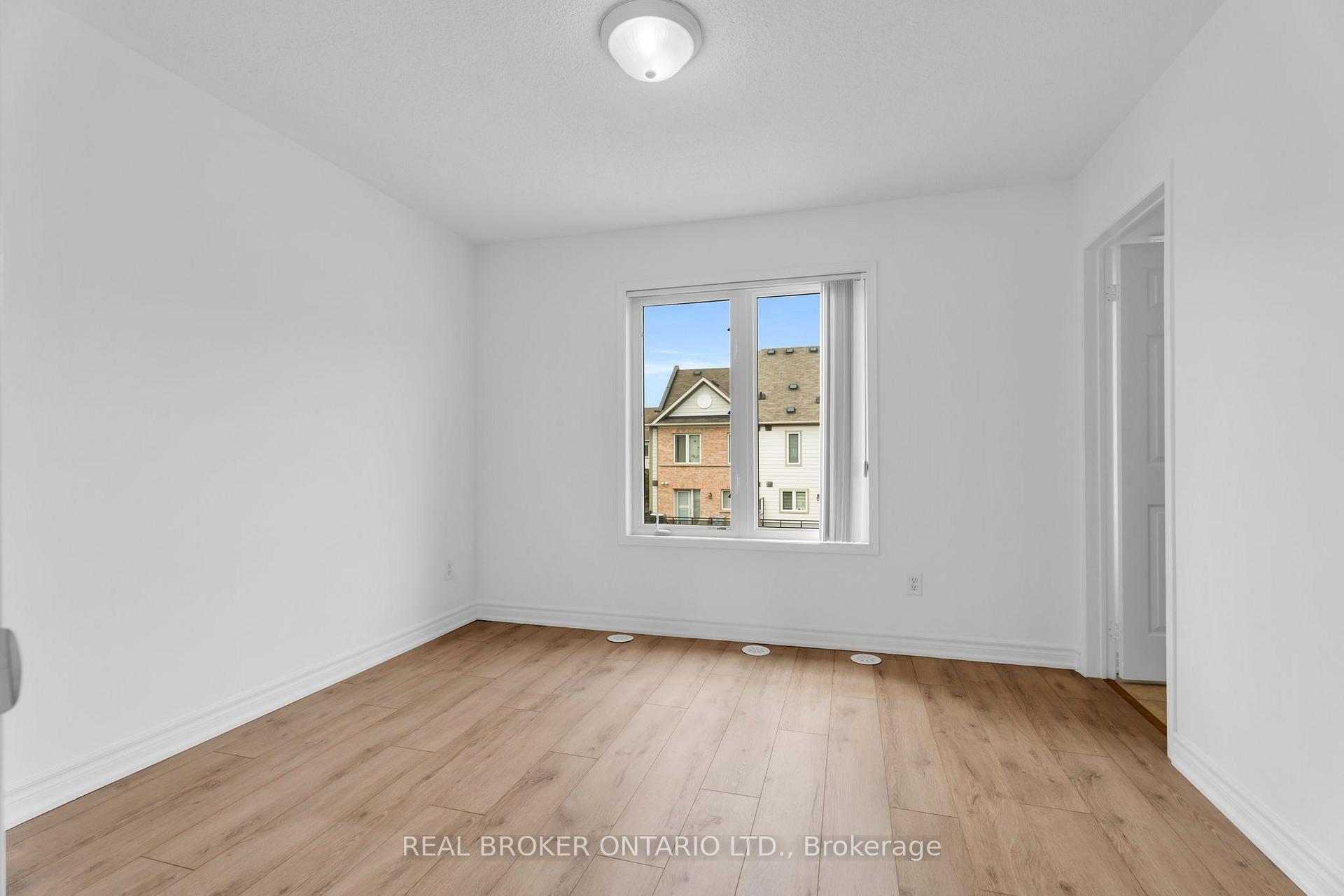 Photo 22 of Unit 9, 3015 Destination Drive, Mississauga, Churchill Meadows — HOMEH