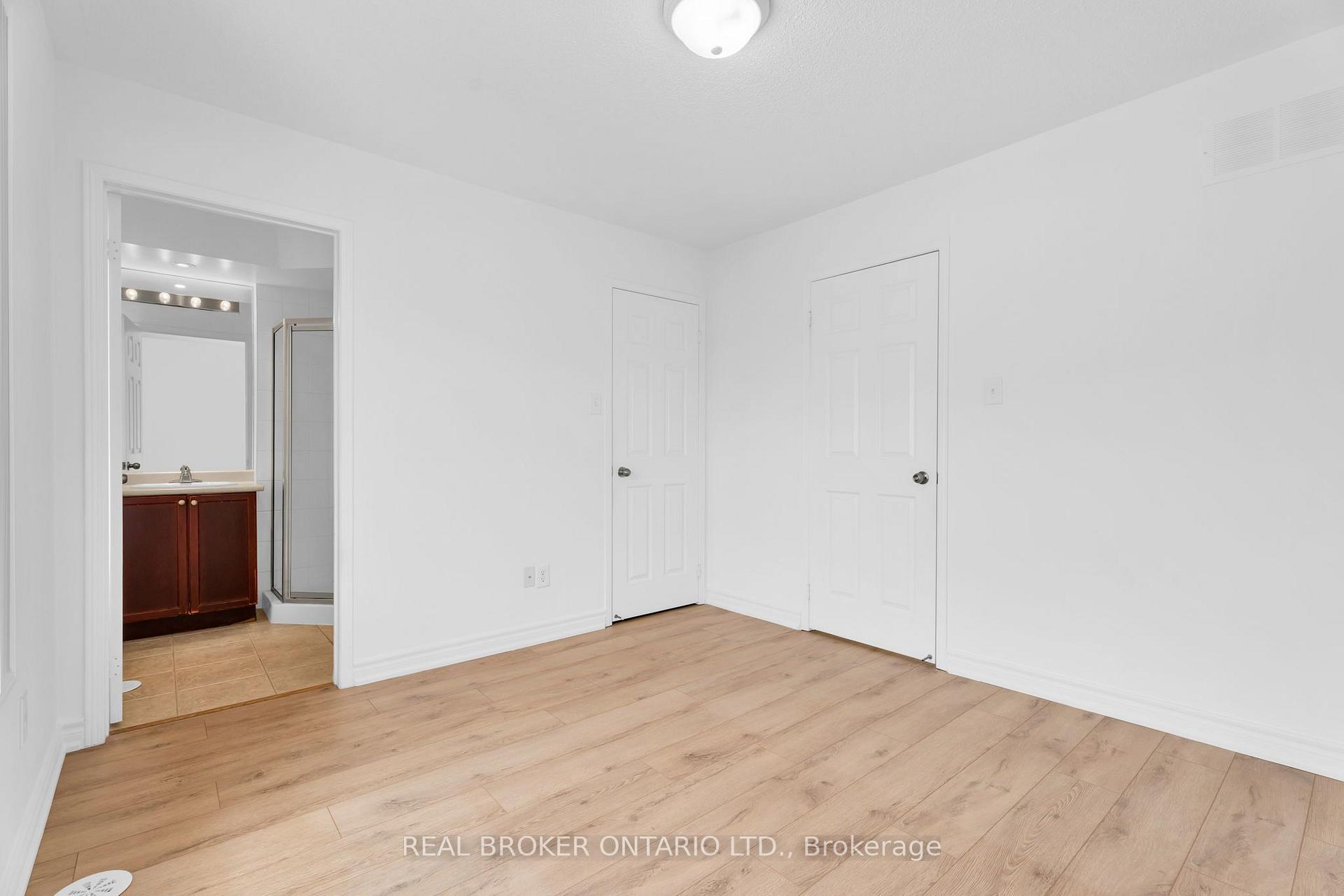 Photo 23 of Unit 9, 3015 Destination Drive, Mississauga, Churchill Meadows — HOMEH