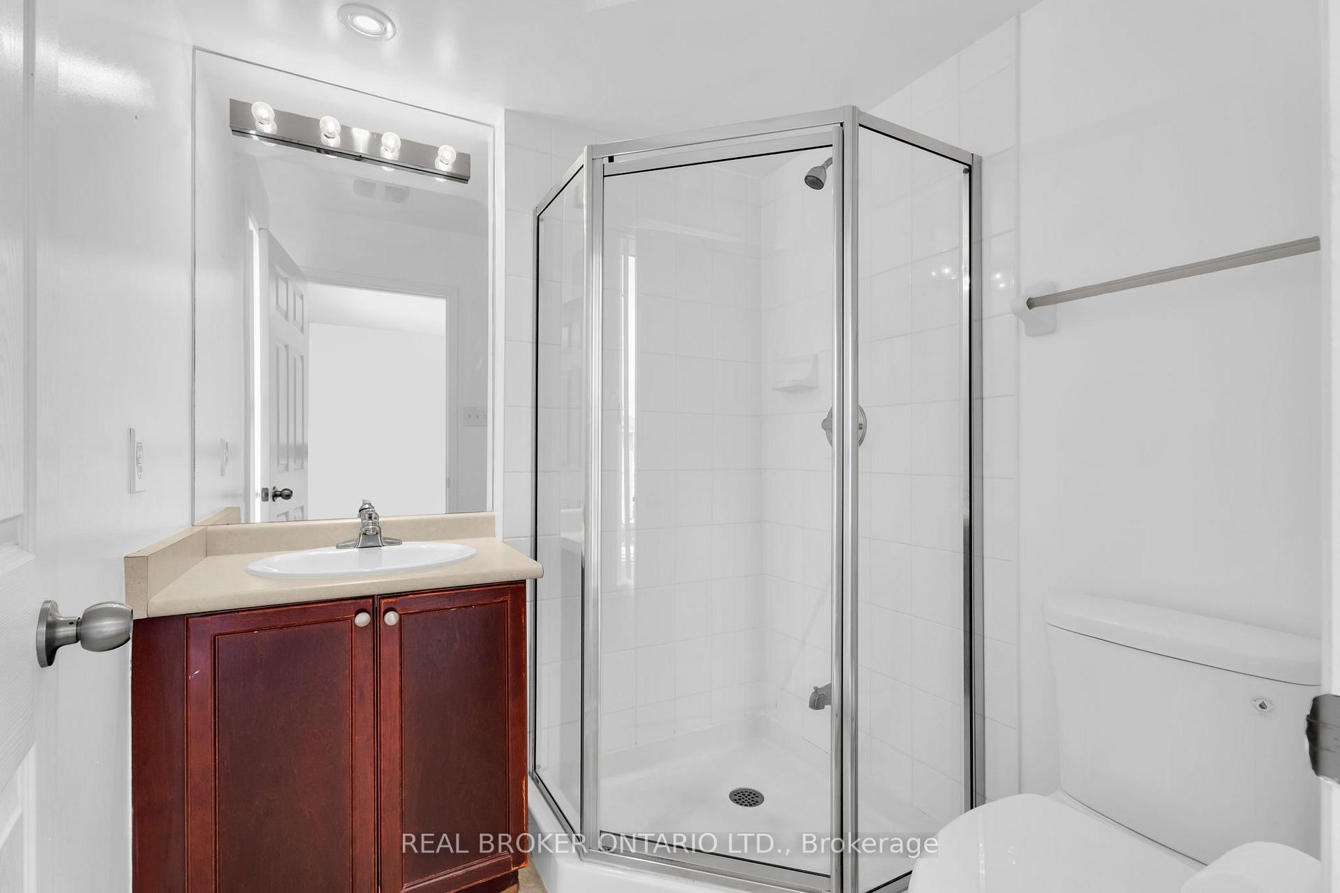 Photo 24 of Unit 9, 3015 Destination Drive, Mississauga, Churchill Meadows — HOMEH