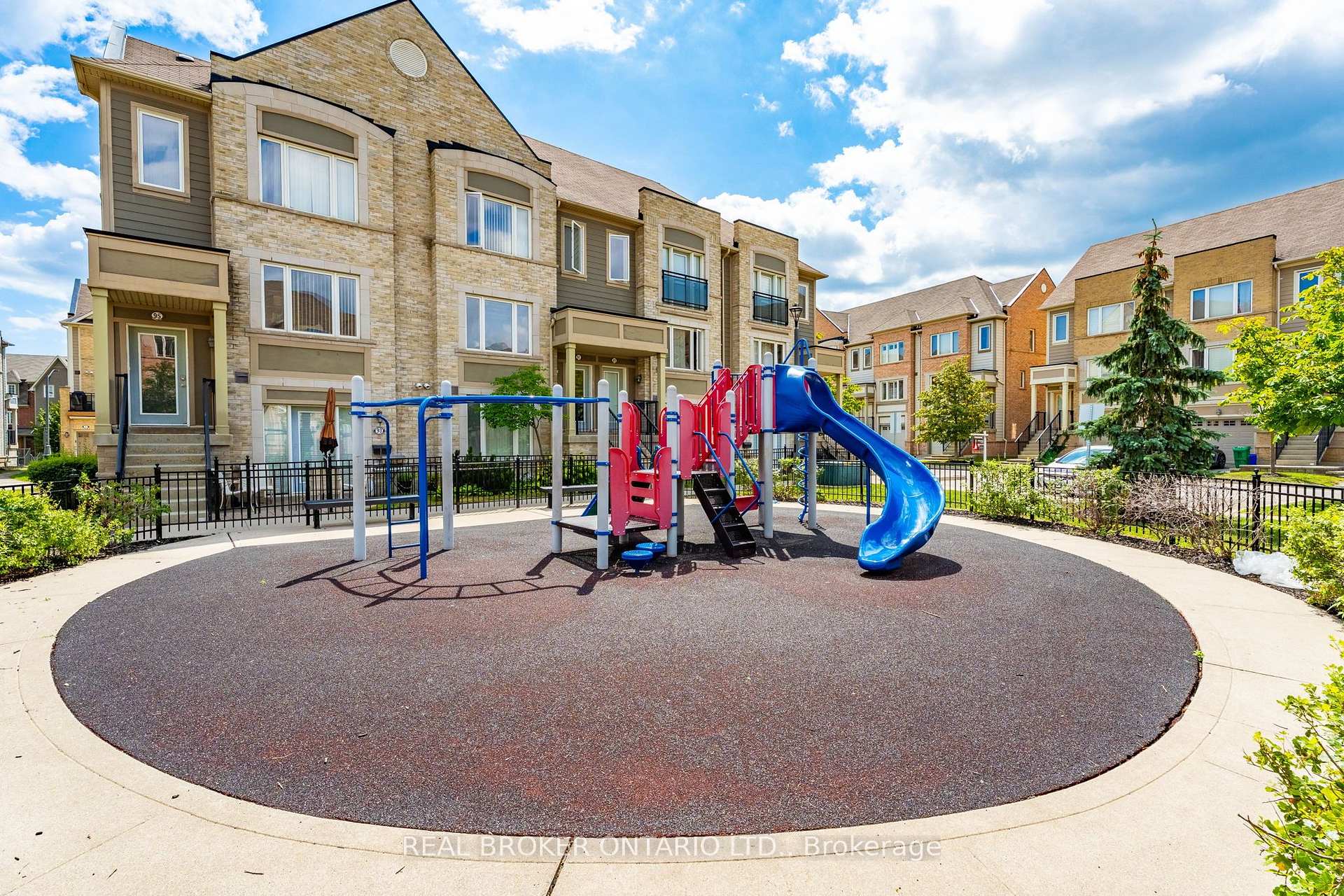 Photo 30 of Unit 9, 3015 Destination Drive, Mississauga, Churchill Meadows — HOMEH