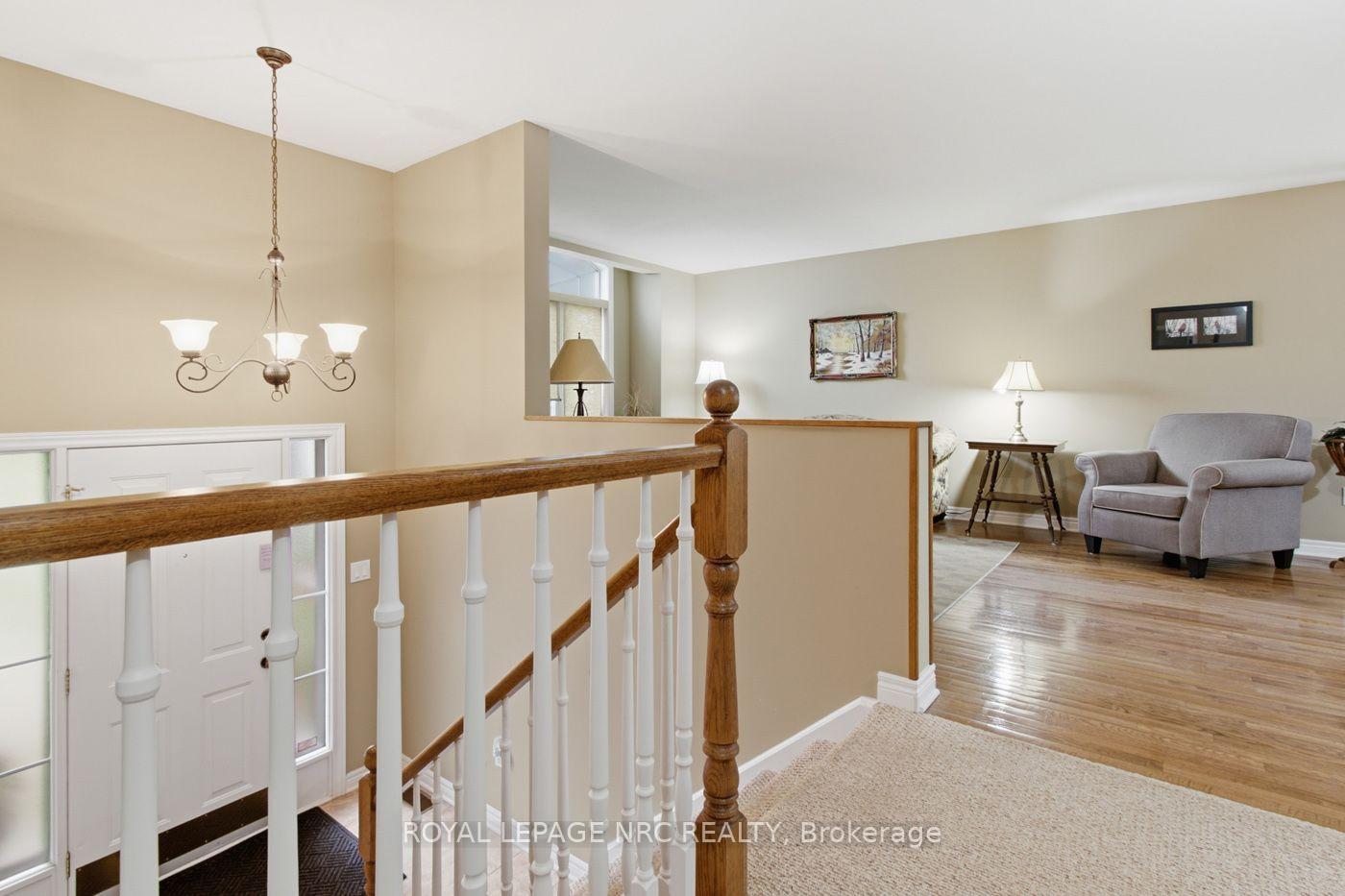 Photo 16 of 73 Rolling Meadows Boulevard, Pelham, Fonthill — HOMEH