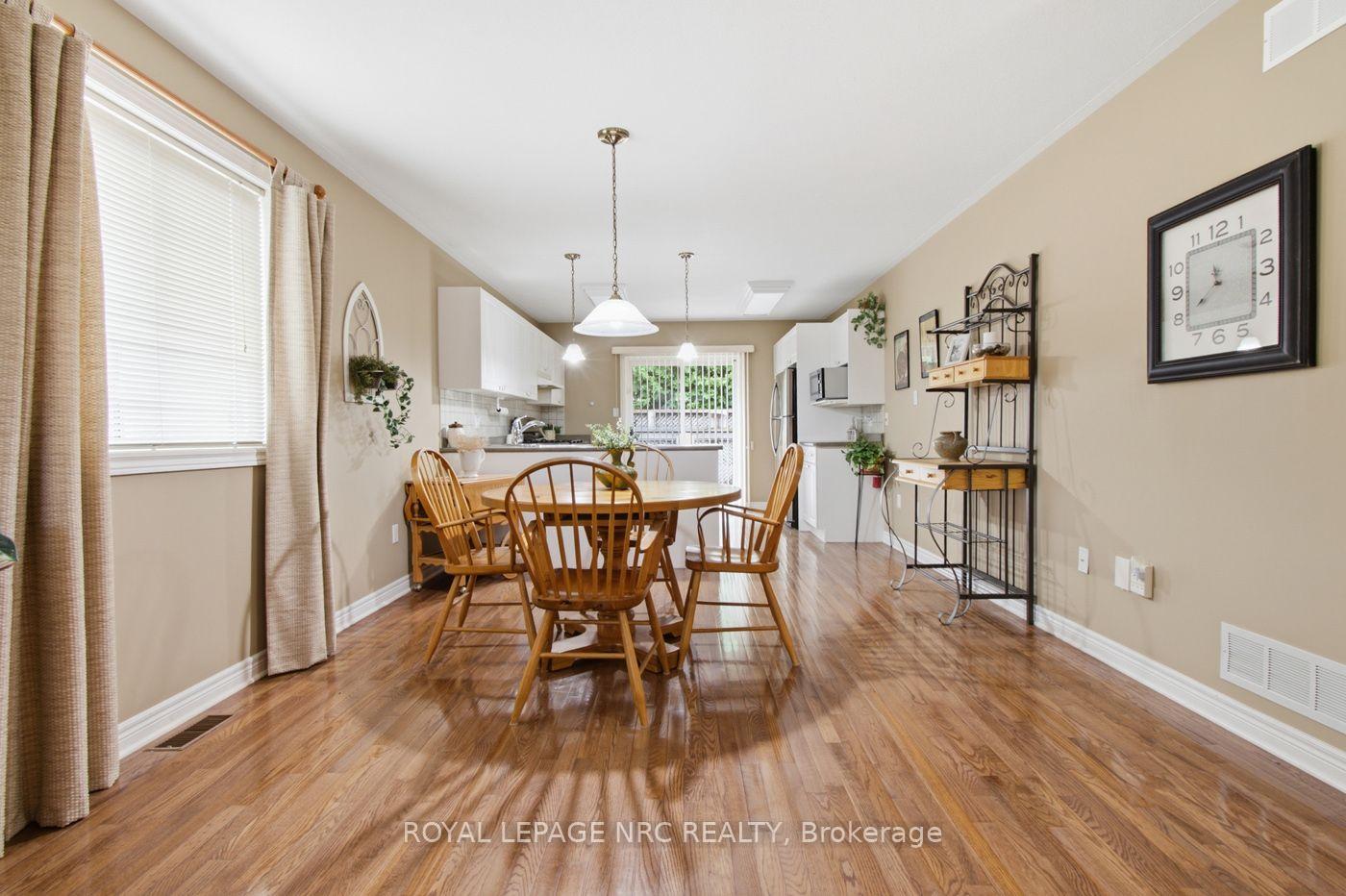 Photo 21 of 73 Rolling Meadows Boulevard, Pelham, Fonthill — HOMEH