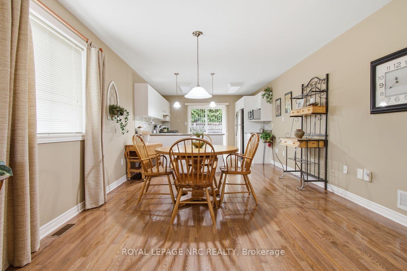 Photo 23 of 73 Rolling Meadows Boulevard, Pelham, Fonthill — HOMEH