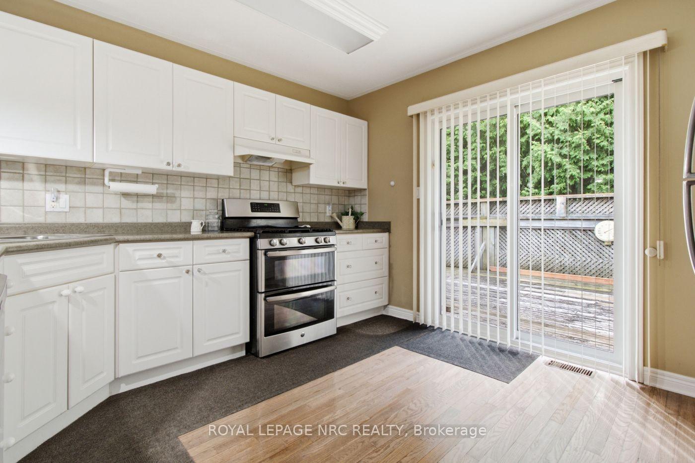 Photo 25 of 73 Rolling Meadows Boulevard, Pelham, Fonthill — HOMEH