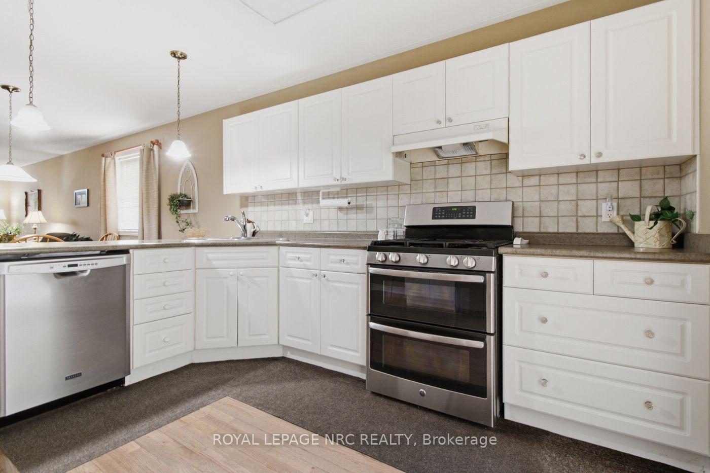 Photo 27 of 73 Rolling Meadows Boulevard, Pelham, Fonthill — HOMEH