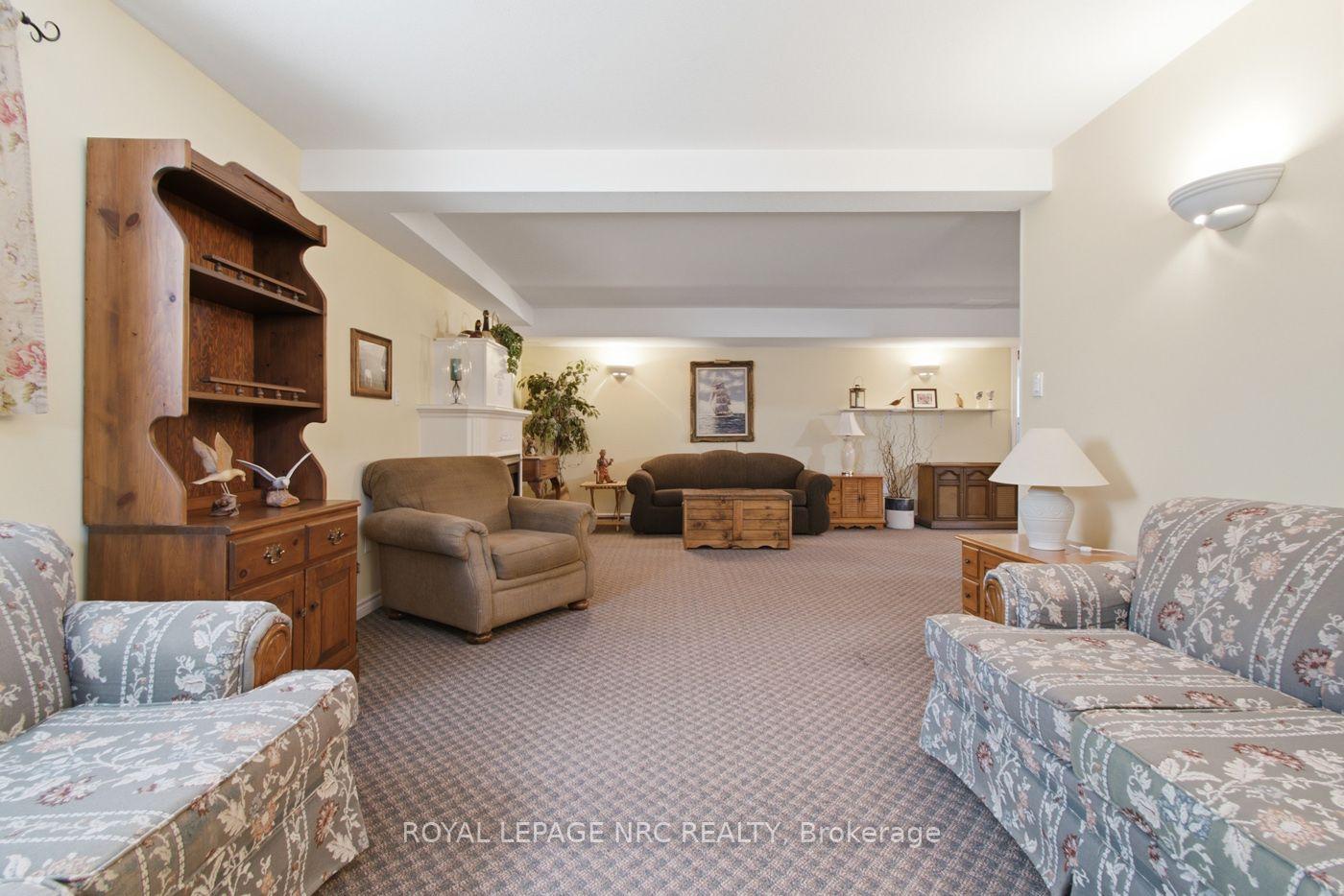 Photo 35 of 73 Rolling Meadows Boulevard, Pelham, Fonthill — HOMEH