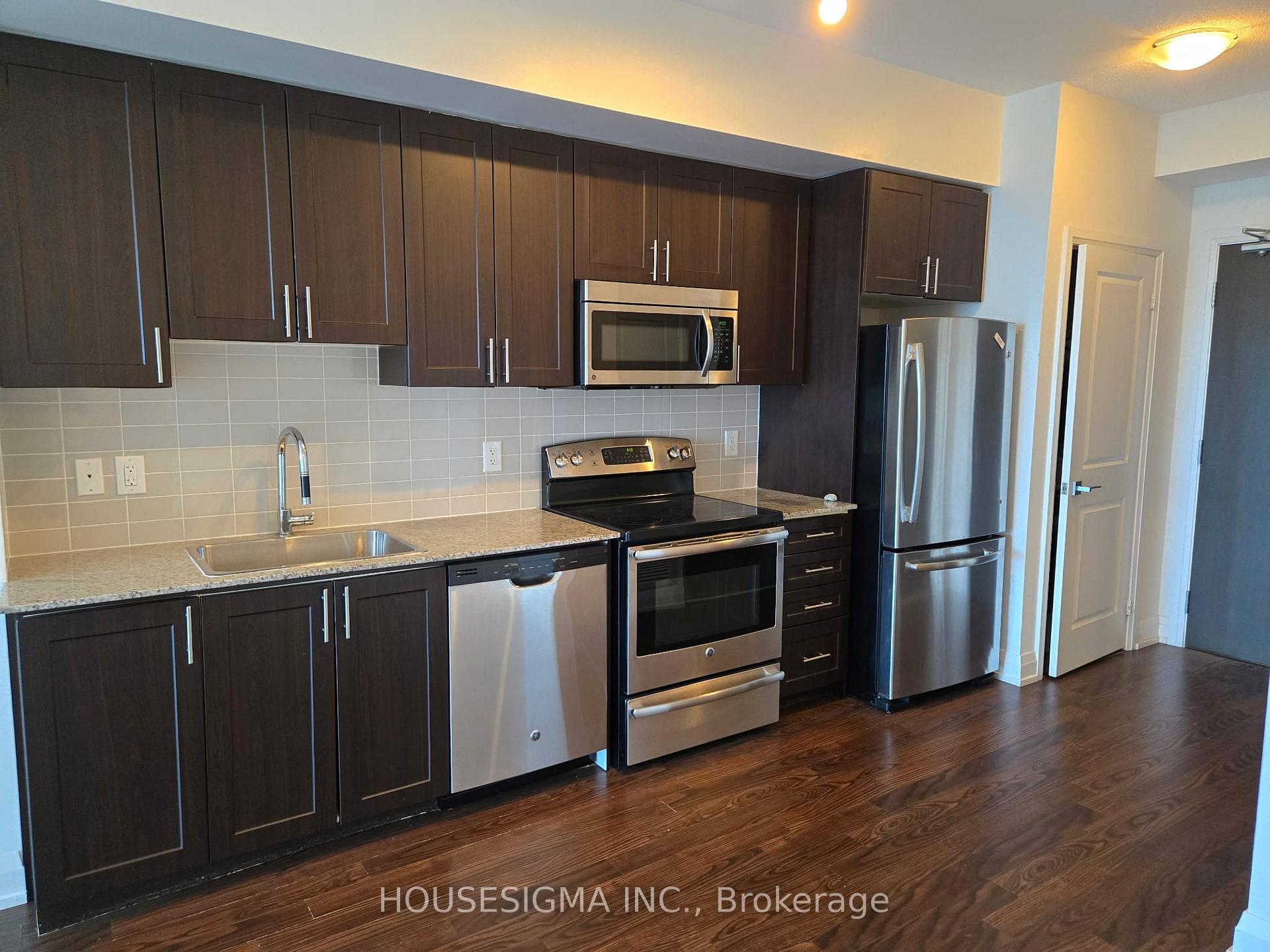 Photo 5 of Unit 2428, 7161 Yonge Street, Markham, Grandview — HOMEH