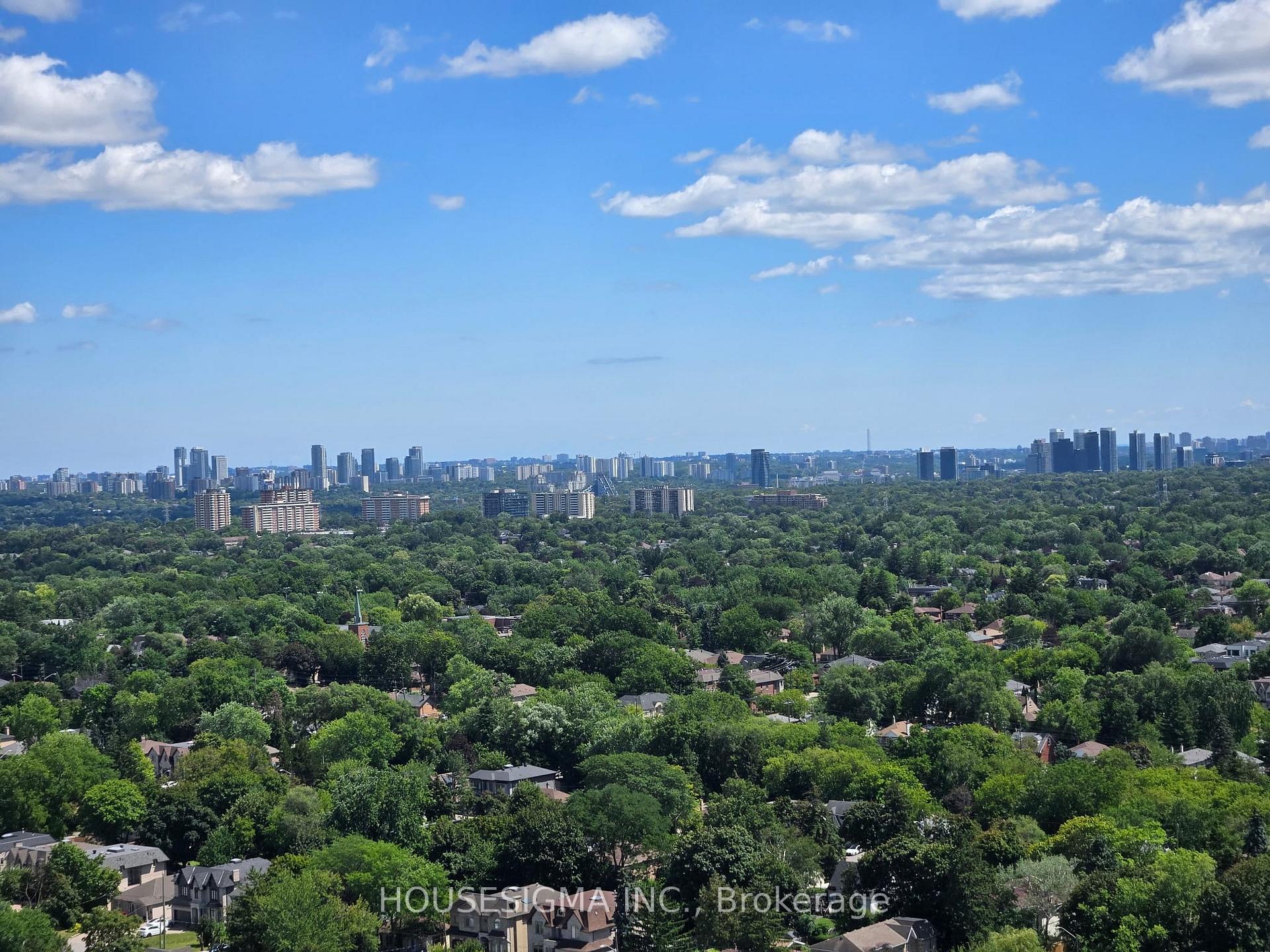 Photo 7 of Unit 2428, 7161 Yonge Street, Markham, Grandview — HOMEH