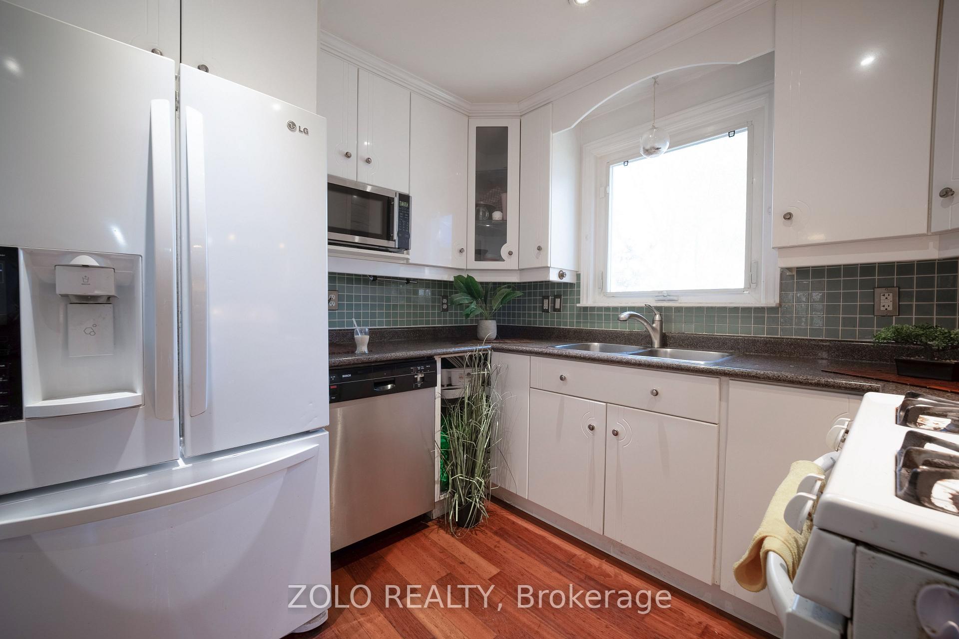 Photo 20 of 13 Foster Road, Mississauga, Malton — HOMEH