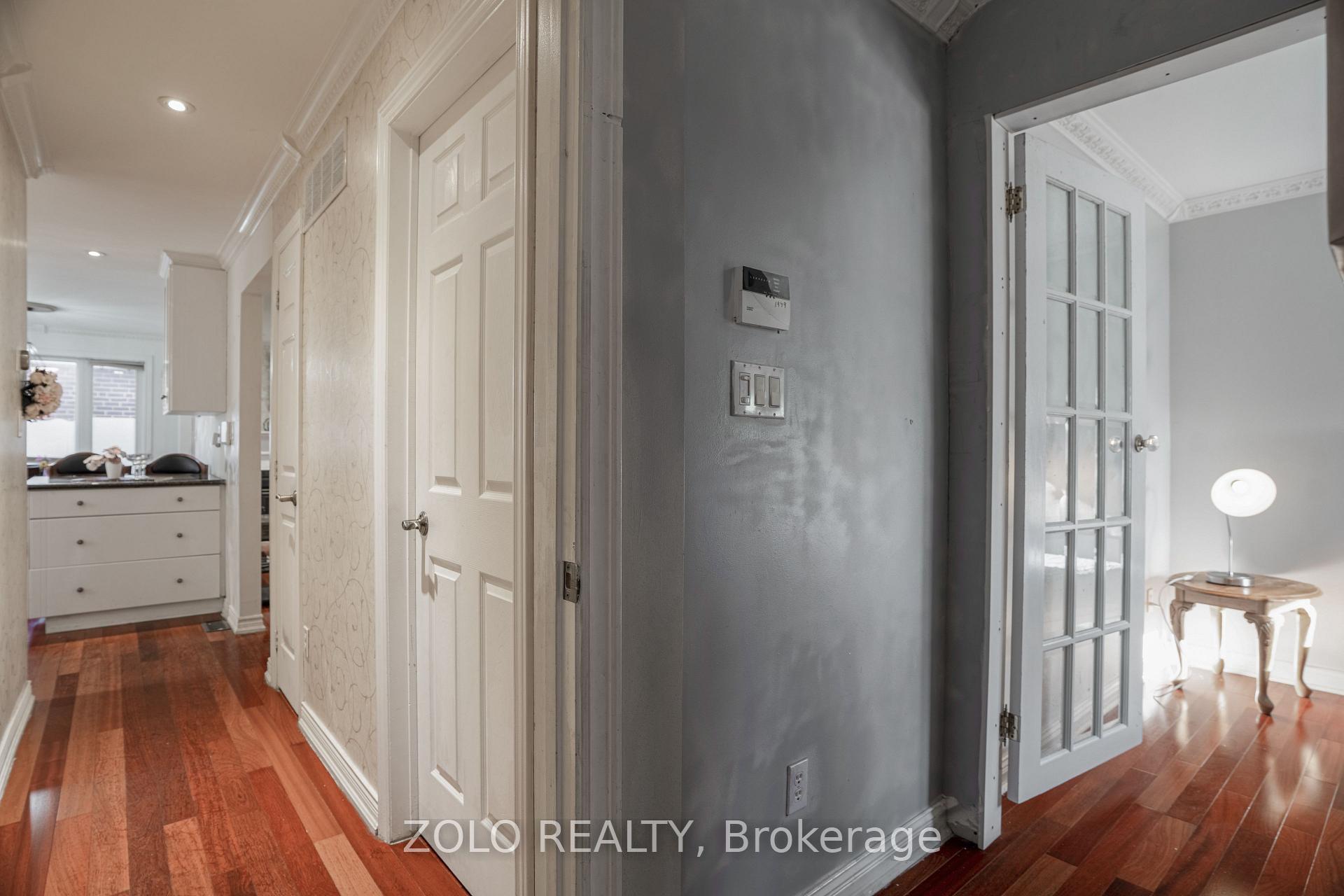 Photo 30 of 13 Foster Road, Mississauga, Malton — HOMEH