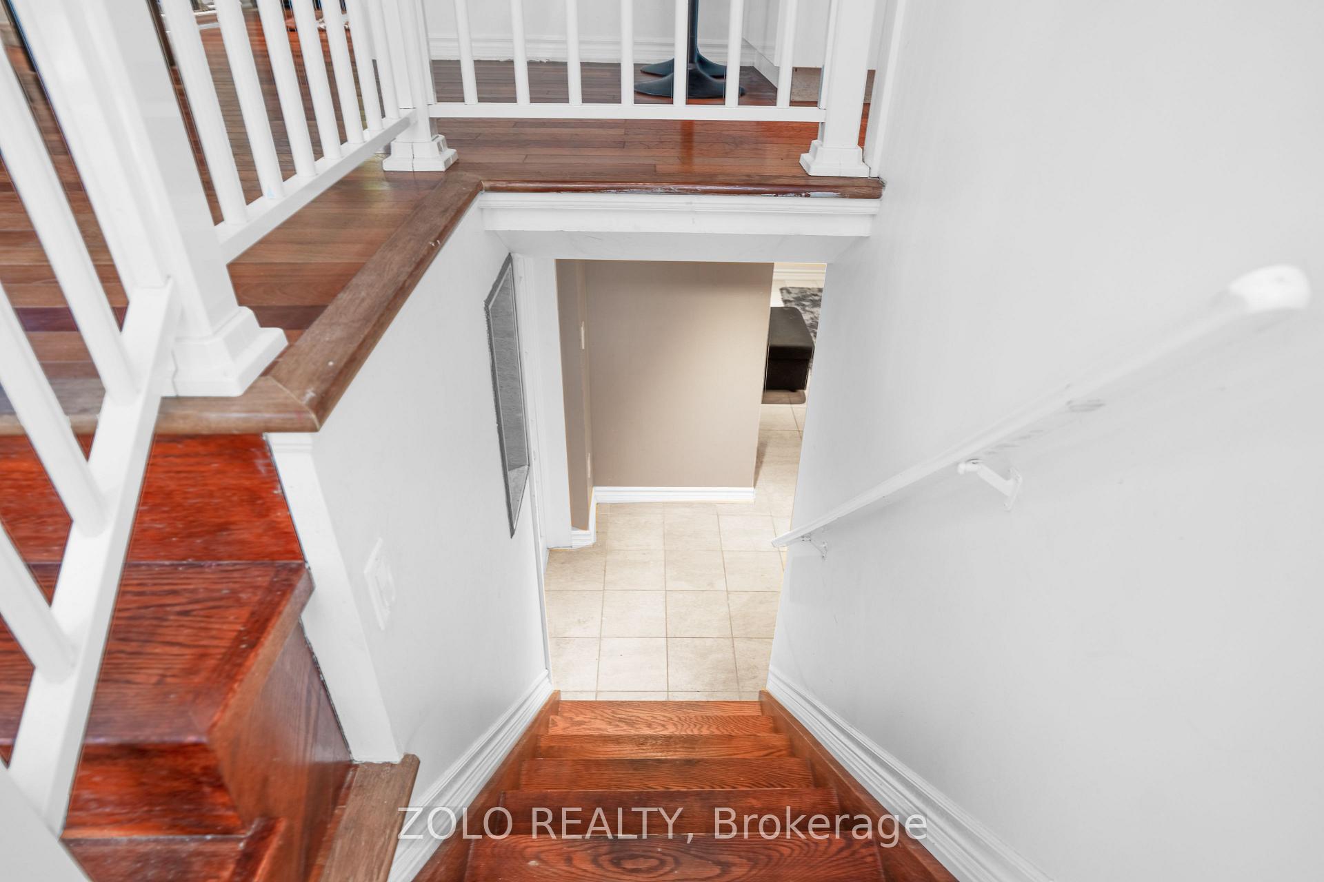 Photo 35 of 13 Foster Road, Mississauga, Malton — HOMEH