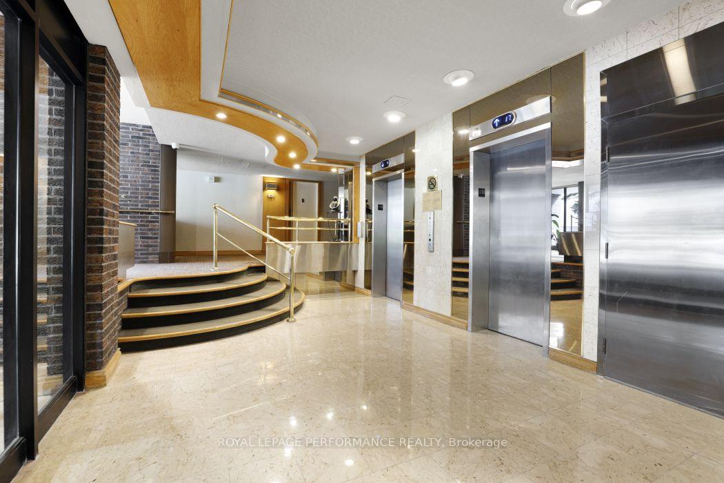 Photo 8 of Unit 1801, 71 Somerset Street W, Ottawa, Ottawa Centre/Golden Triangle — HOMEH