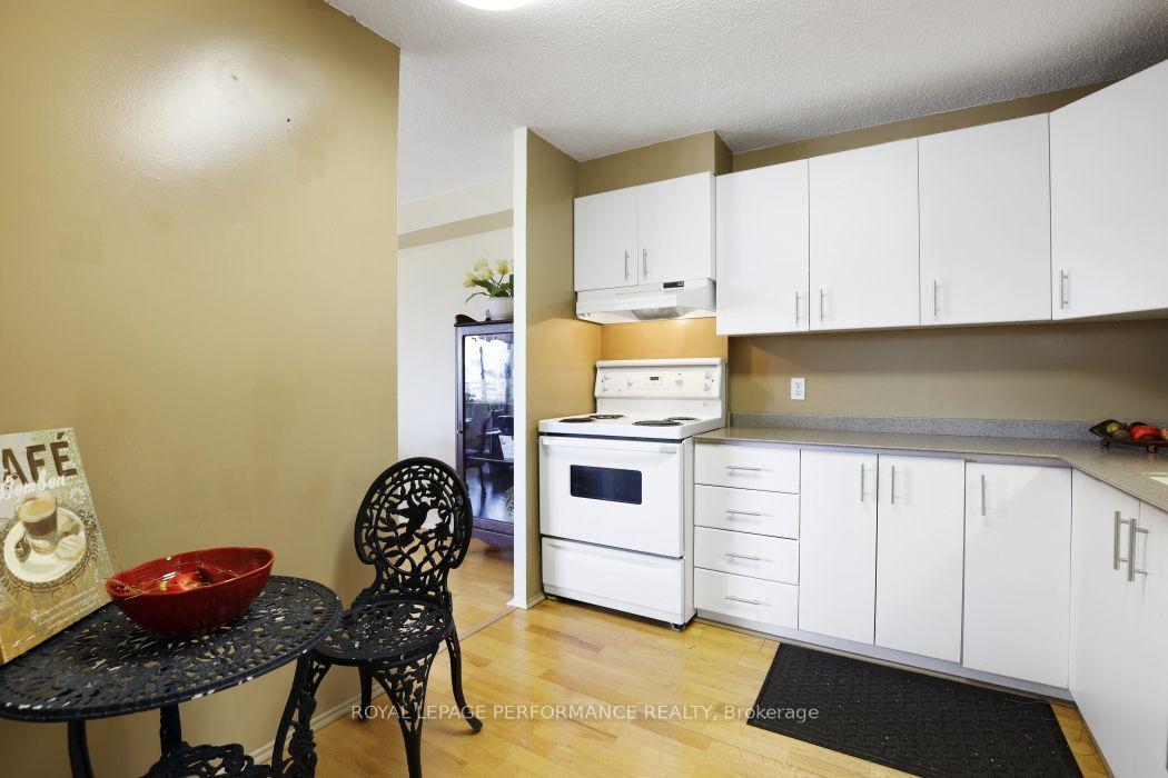Photo 26 of Unit 1801, 71 Somerset Street W, Ottawa, Ottawa Centre/Golden Triangle — HOMEH