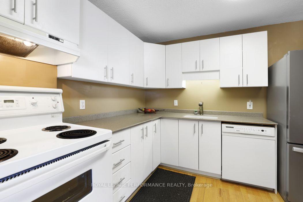 Photo 27 of Unit 1801, 71 Somerset Street W, Ottawa, Ottawa Centre/Golden Triangle — HOMEH