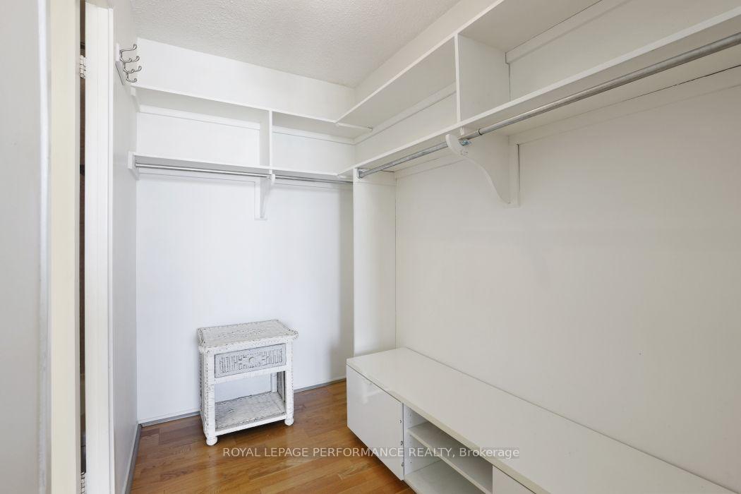 Photo 34 of Unit 1801, 71 Somerset Street W, Ottawa, Ottawa Centre/Golden Triangle — HOMEH