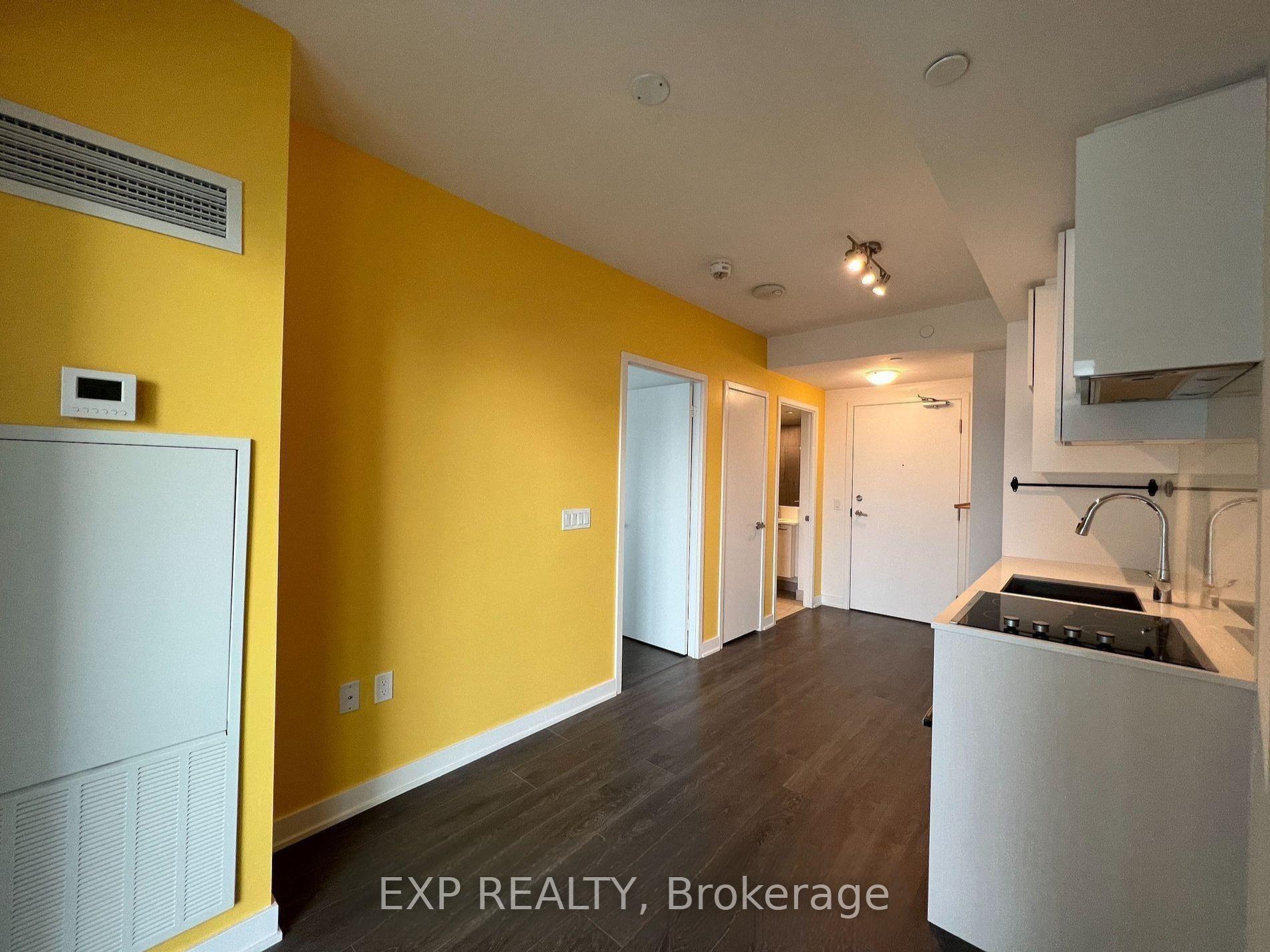 Photo 5 of Unit 3213, 195 Redpath Avenue, Toronto, Mount Pleasant West — HOMEH