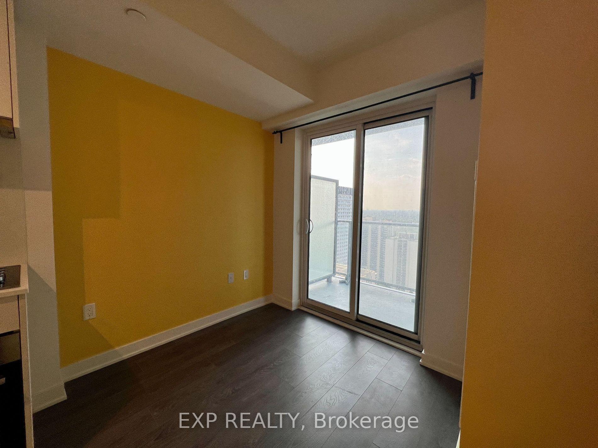 Photo 6 of Unit 3213, 195 Redpath Avenue, Toronto, Mount Pleasant West — HOMEH