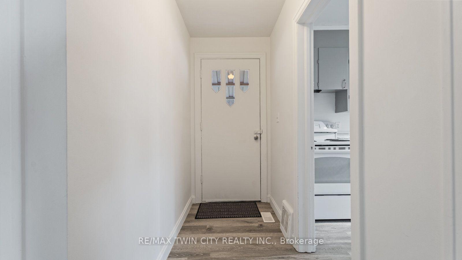Photo 5 of 848 Colborne Street E, Brantford, Echo Place — HOMEH