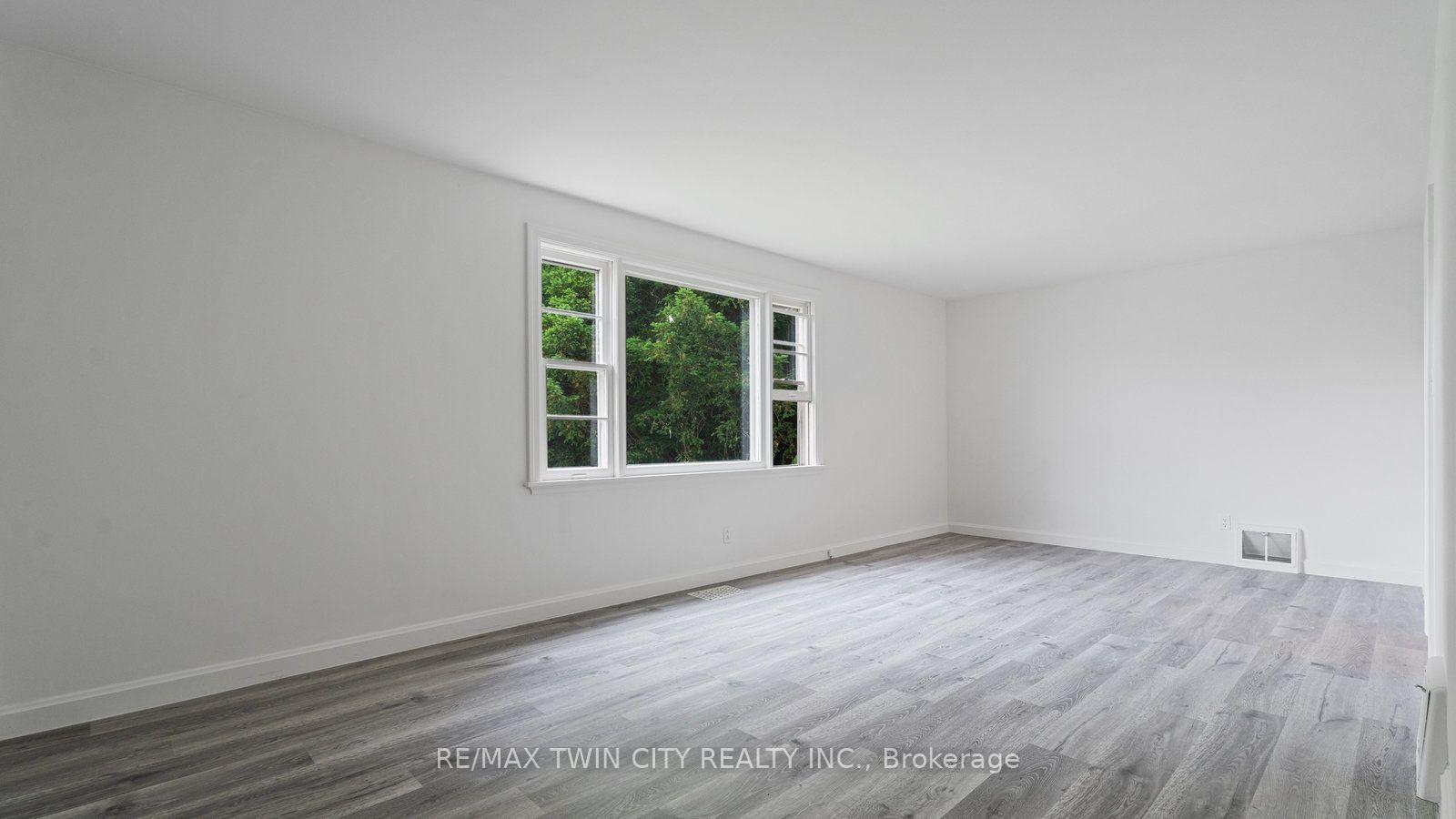 Photo 9 of 848 Colborne Street E, Brantford, Echo Place — HOMEH