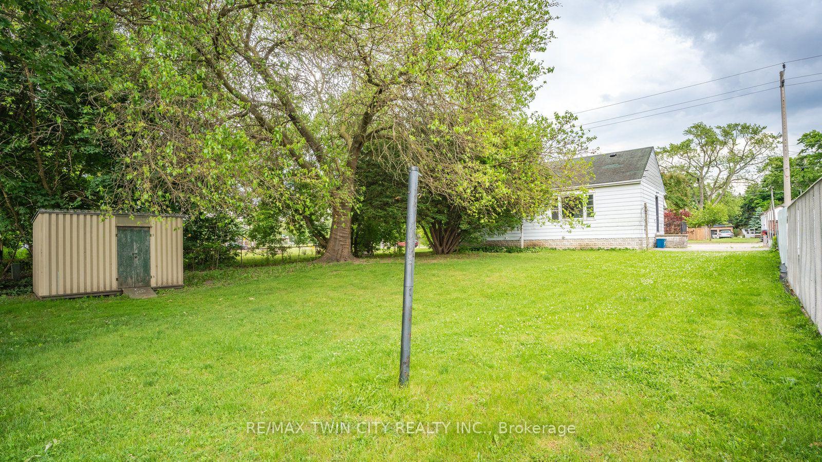 Photo 22 of 848 Colborne Street E, Brantford, Echo Place — HOMEH