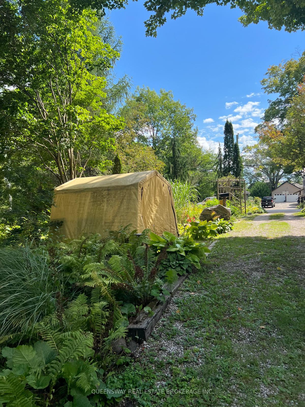 Photo 6 of 10 Mill Street W, Springwater, Hillsdale — HOMEH