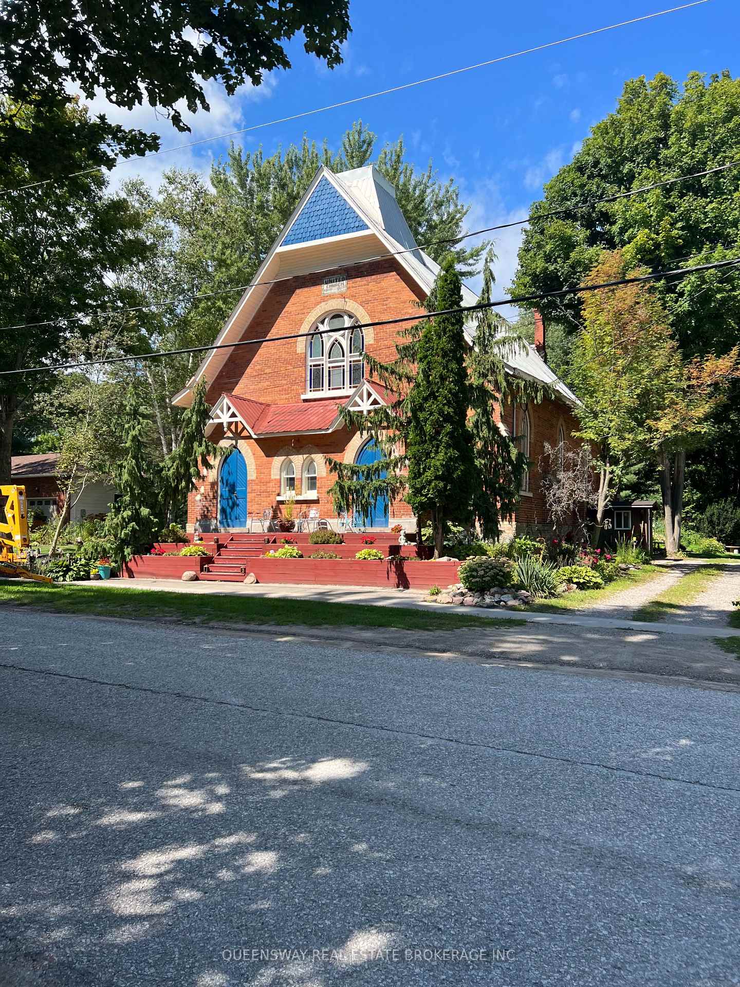 Photo 9 of 10 Mill Street W, Springwater, Hillsdale — HOMEH