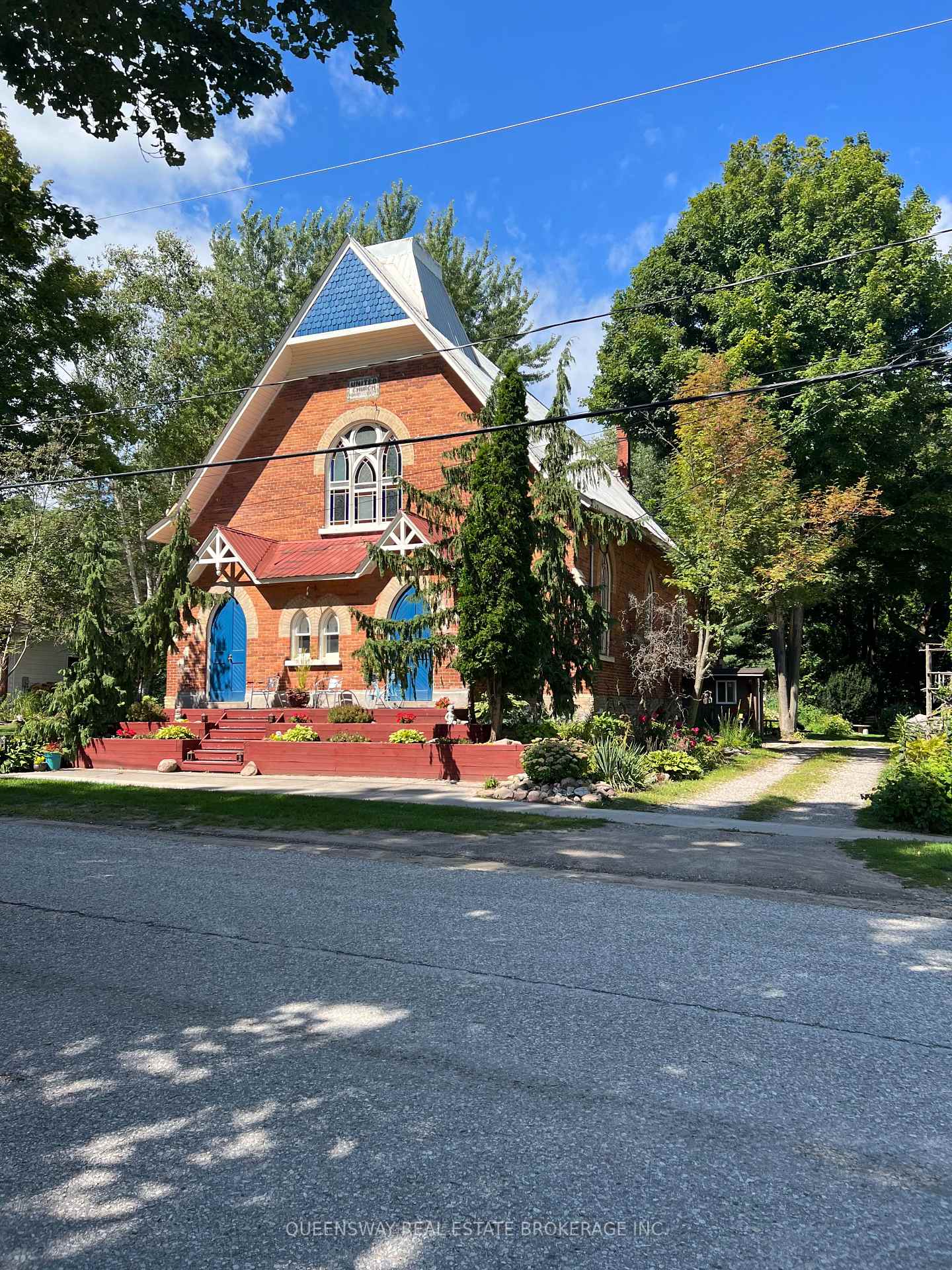 Photo 10 of 10 Mill Street W, Springwater, Hillsdale — HOMEH