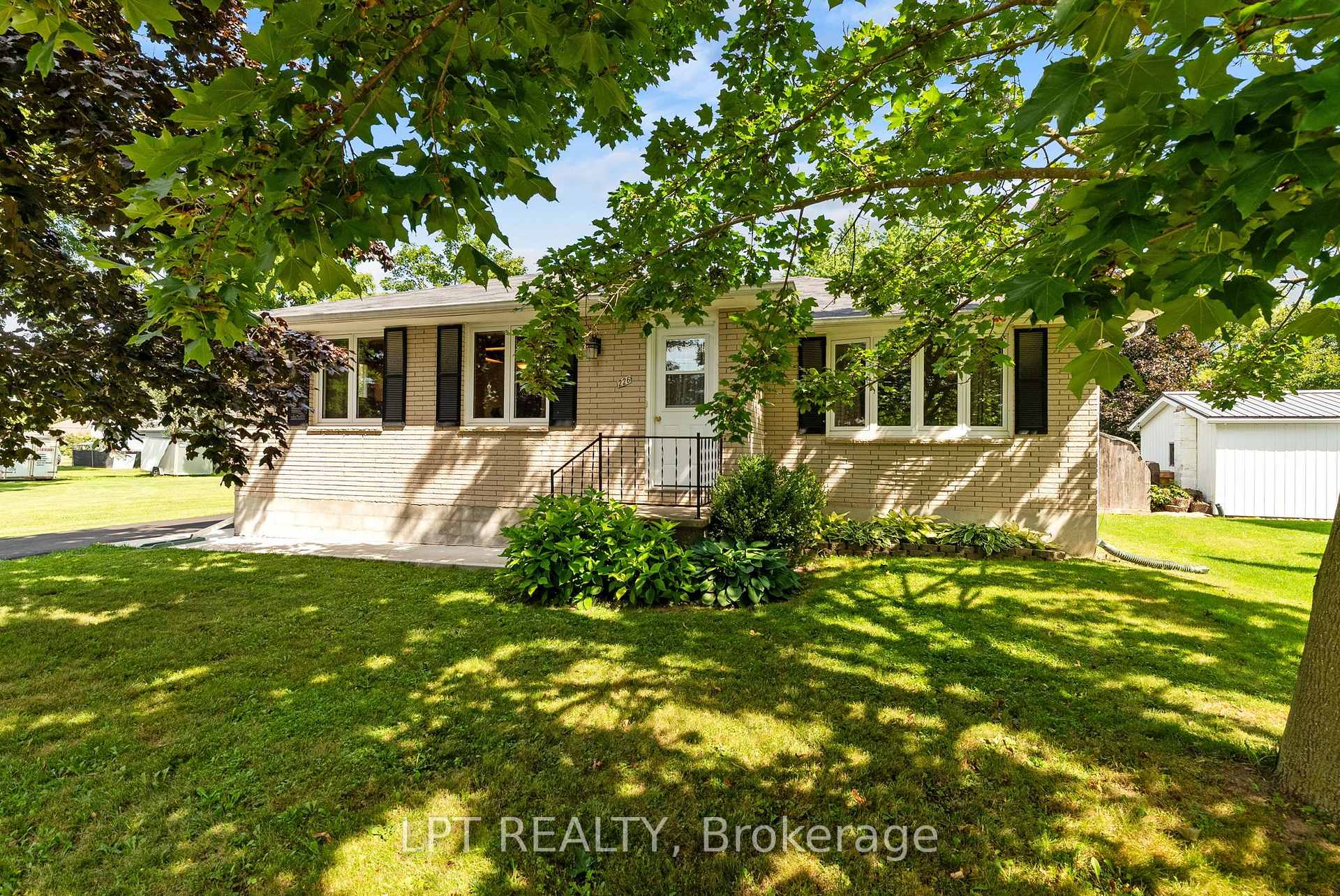 Photo of 226 Tain Street