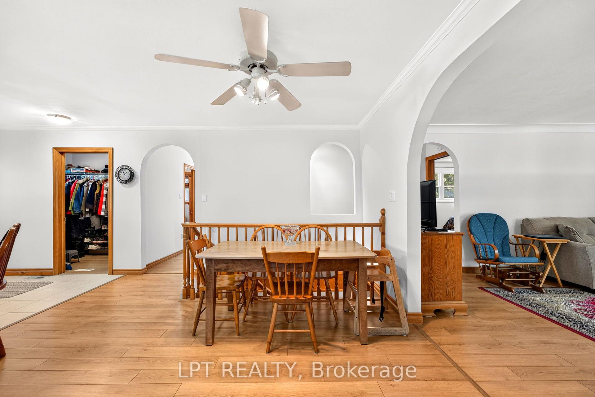 Photo 16 of 226 Tain Street, North Middlesex, Parkhill — HOMEH