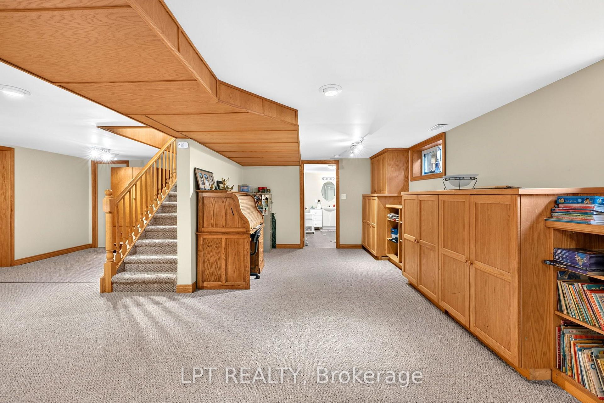 Photo 28 of 226 Tain Street, North Middlesex, Parkhill — HOMEH