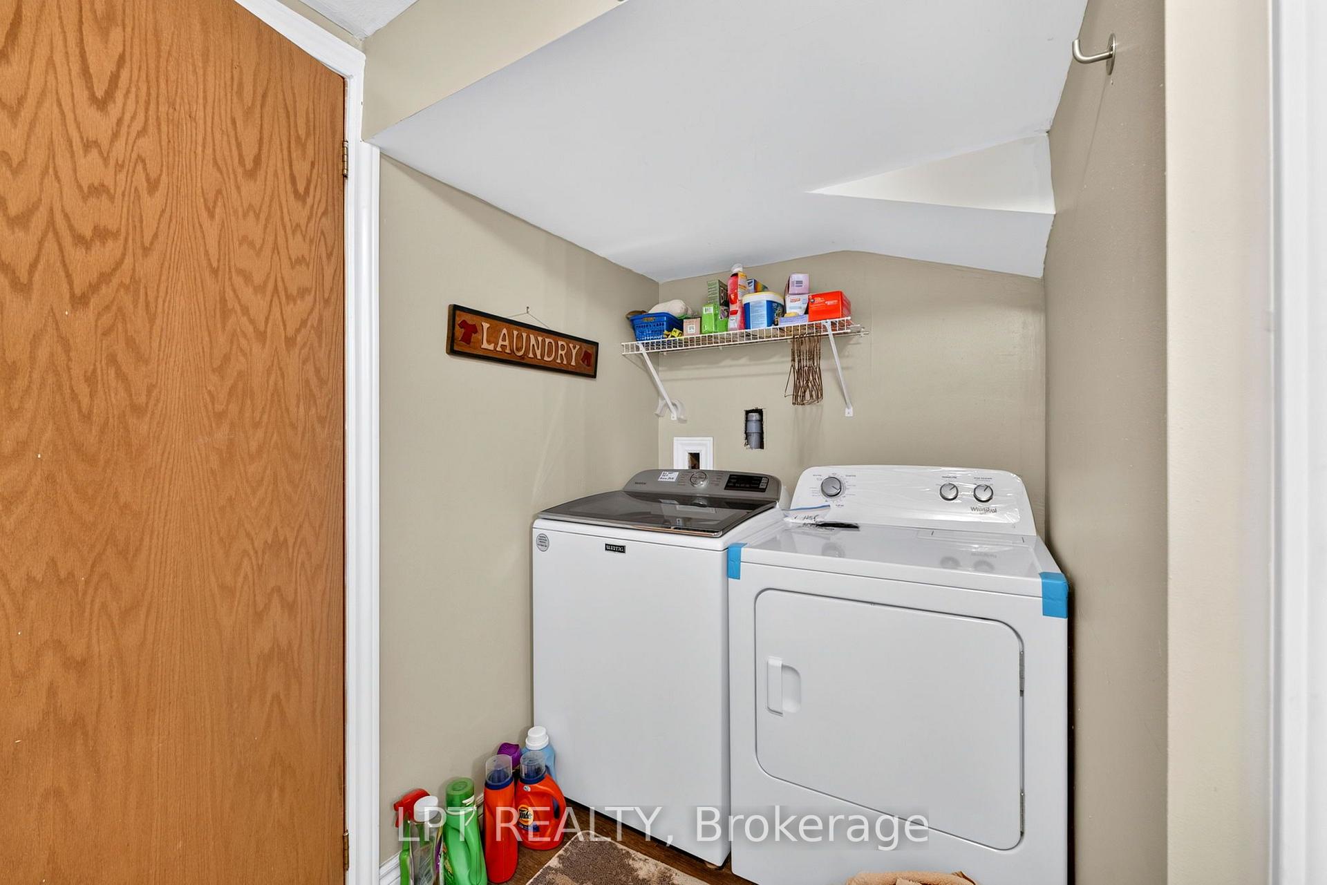 Photo 32 of 226 Tain Street, North Middlesex, Parkhill — HOMEH