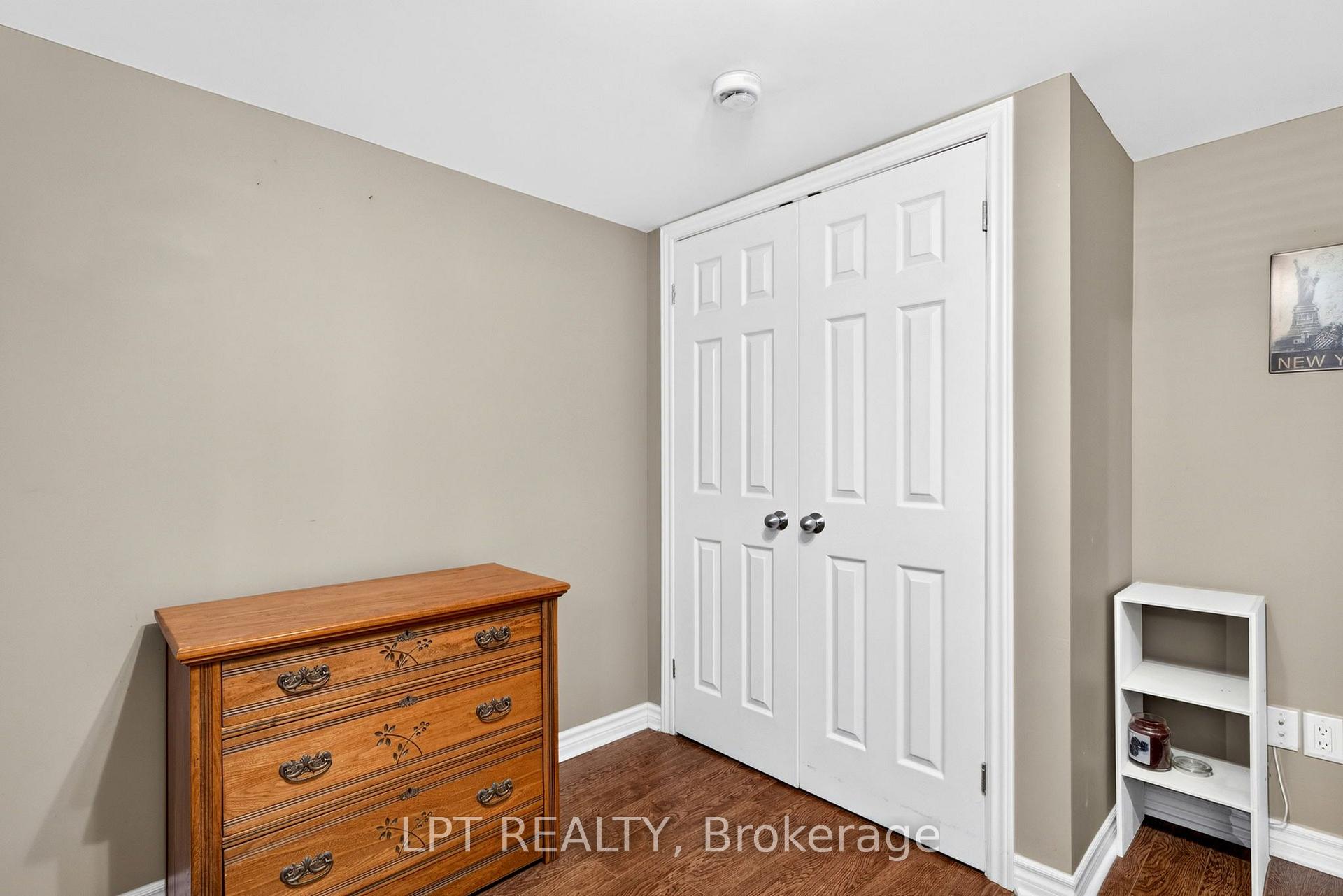 Photo 34 of 226 Tain Street, North Middlesex, Parkhill — HOMEH
