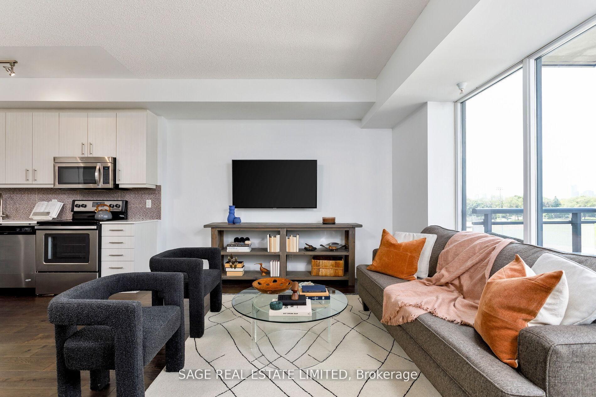 Photo 12 of Unit 401, 760 The Queensway, Etobicoke, Stonegate-Queensway — HOMEH
