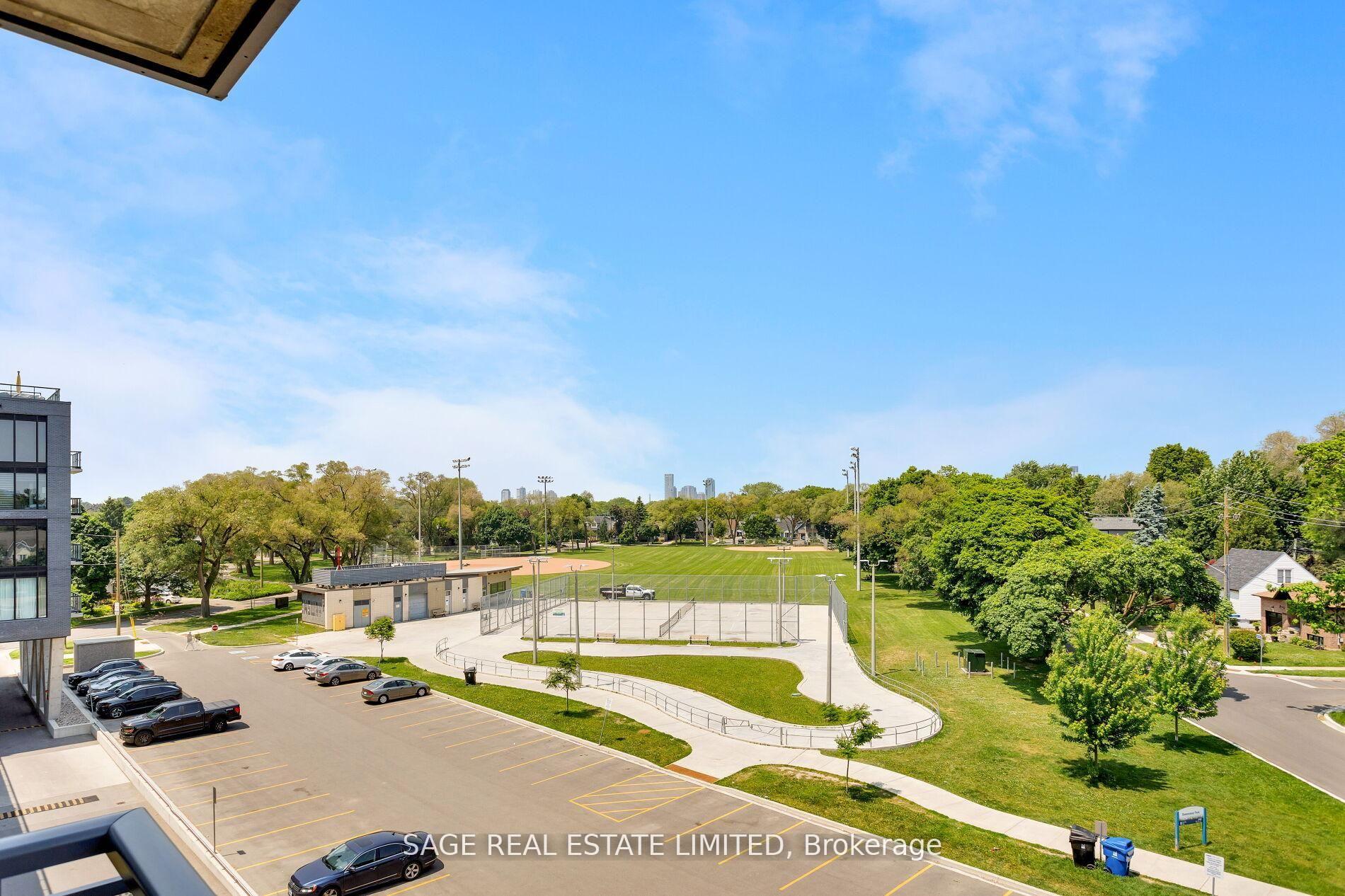 Photo 32 of Unit 401, 760 The Queensway, Etobicoke, Stonegate-Queensway — HOMEH