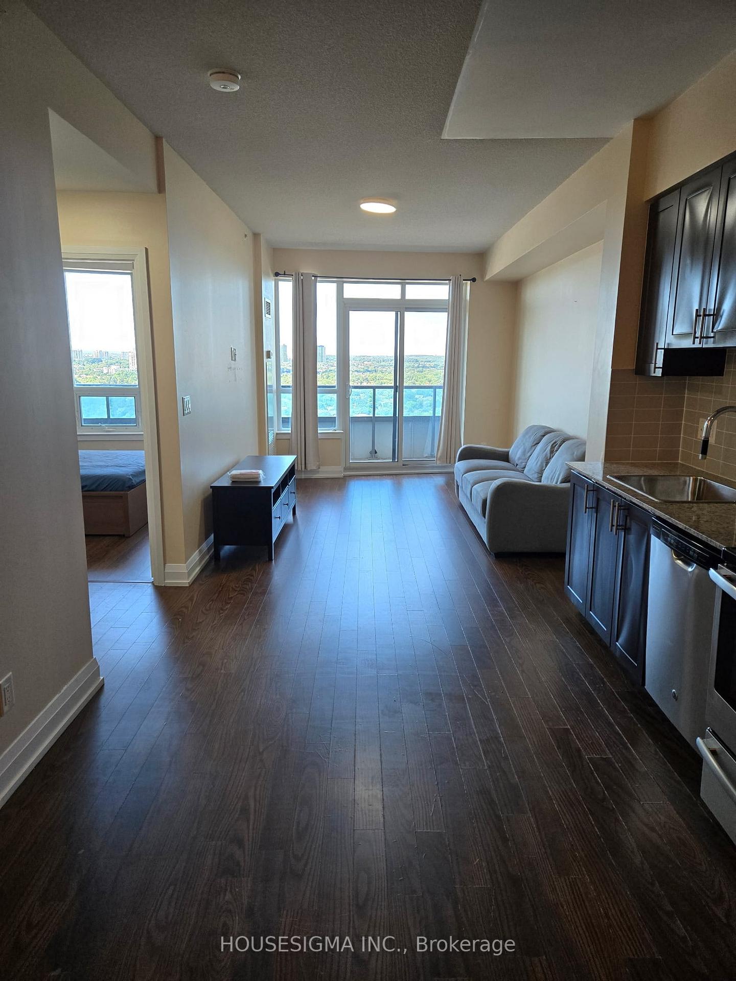 Photo 5 of Unit 1423, 7161 Yonge Street, Markham, Grandview — HOMEH