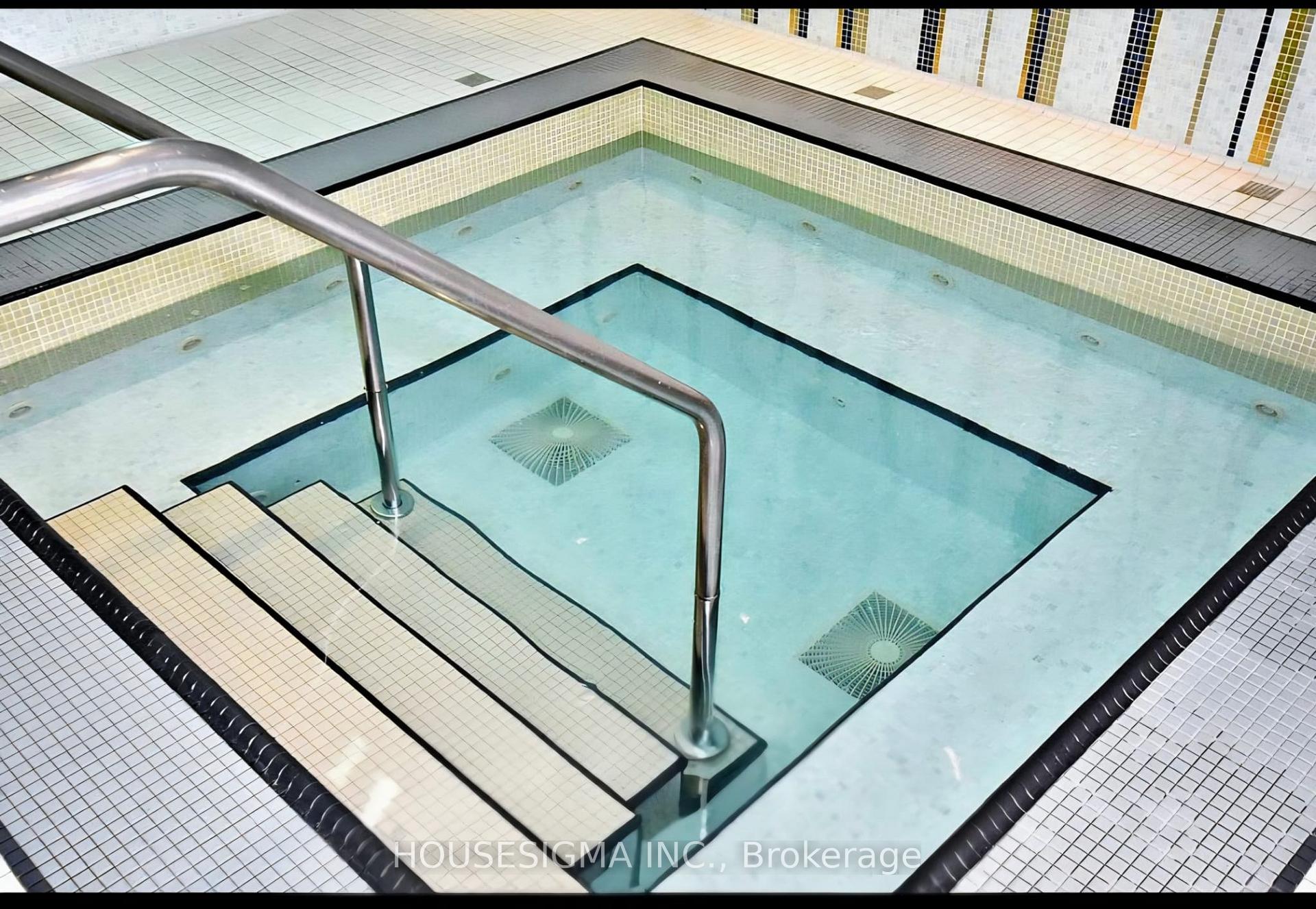 Photo 15 of Unit 1423, 7161 Yonge Street, Markham, Grandview — HOMEH
