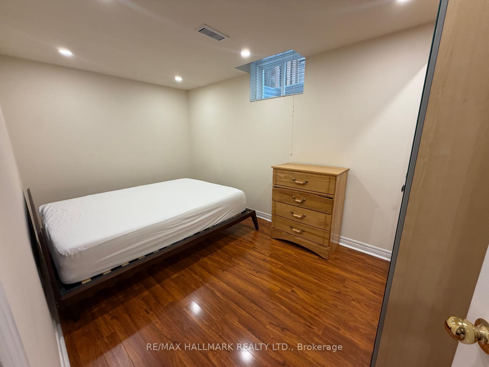 Photo 9 of Unit Basement, 307 Weldrick Road E, Richmond Hill, Harding — HOMEH