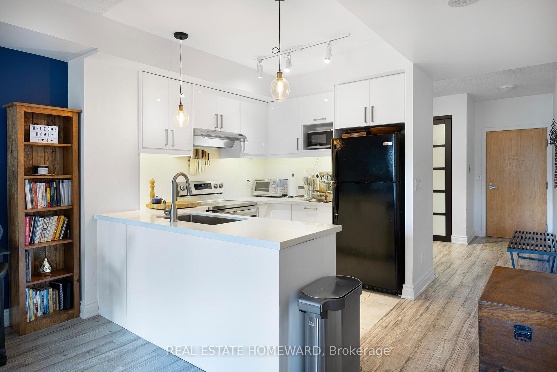 Photo 9 of Unit 913, 168 King Street E, Toronto, Moss Park — HOMEH