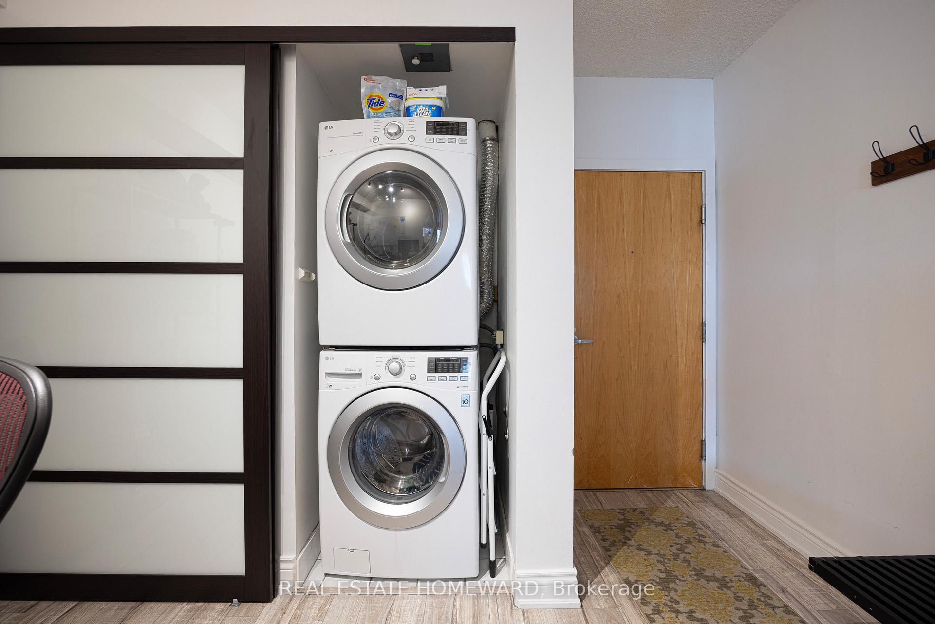 Photo 17 of Unit 913, 168 King Street E, Toronto, Moss Park — HOMEH