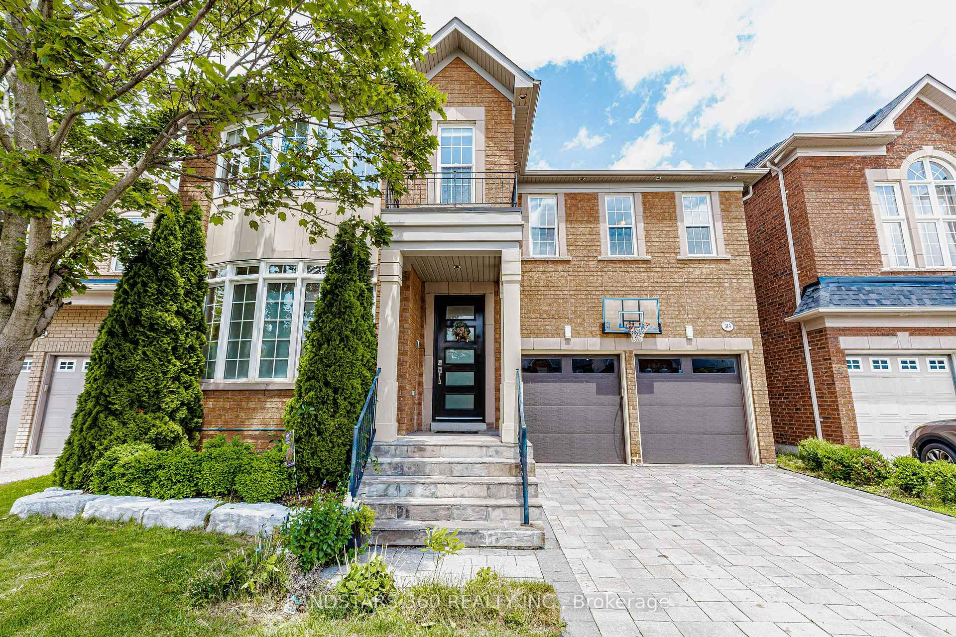 Photo 2 of 314 Tower Hill Road, Richmond Hill, Jefferson — HOMEH