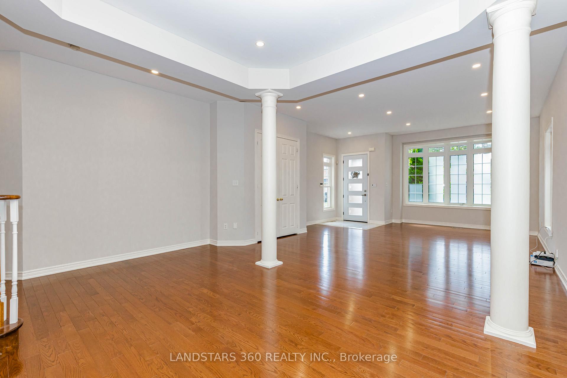 Photo 8 of 314 Tower Hill Road, Richmond Hill, Jefferson — HOMEH
