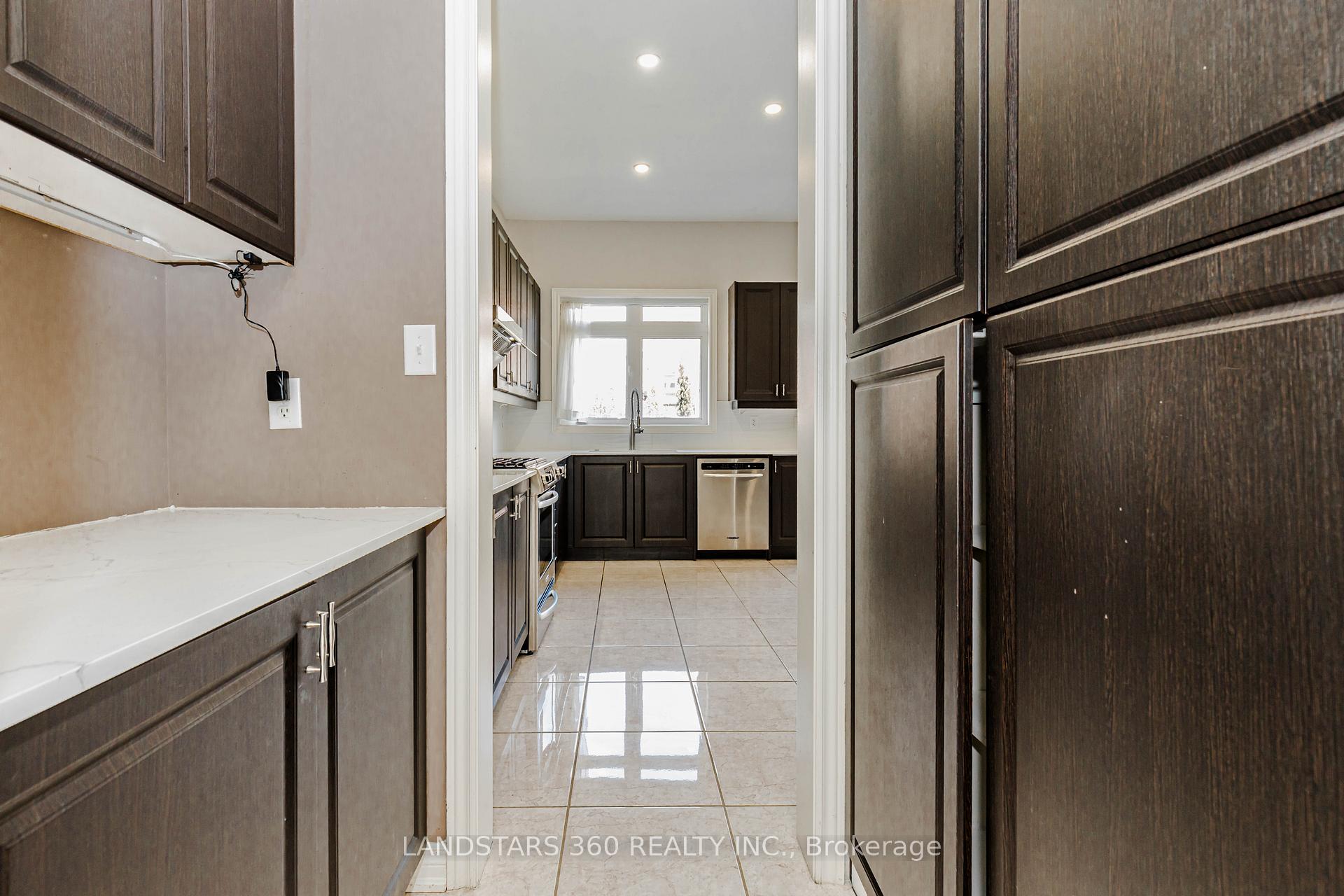 Photo 9 of 314 Tower Hill Road, Richmond Hill, Jefferson — HOMEH
