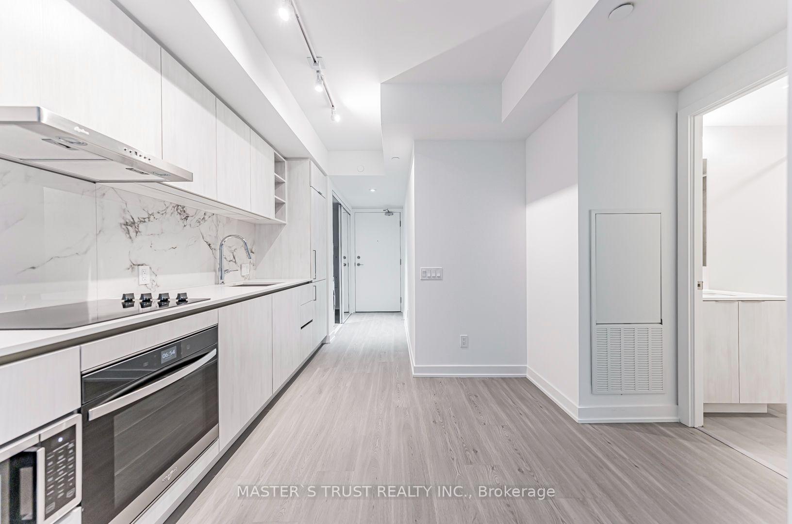 Photo 11 of Unit 701, 8 Wellesley Street W, Toronto, Bay Street Corridor — HOMEH