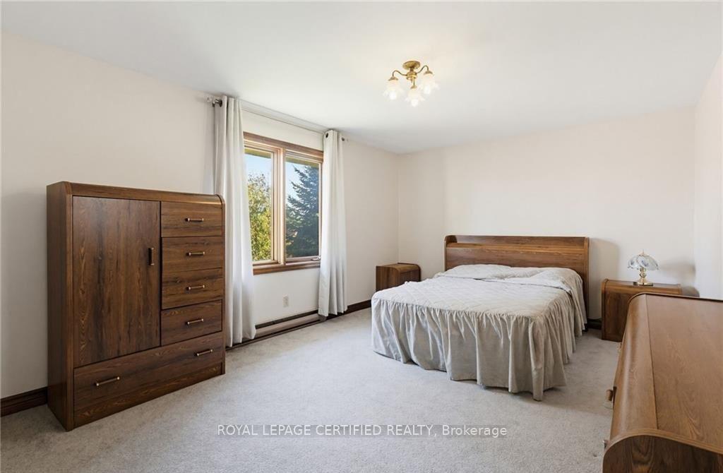 Photo 14 of 84 Homeside Avenue, Hamilton, Stoney Creek — HOMEH
