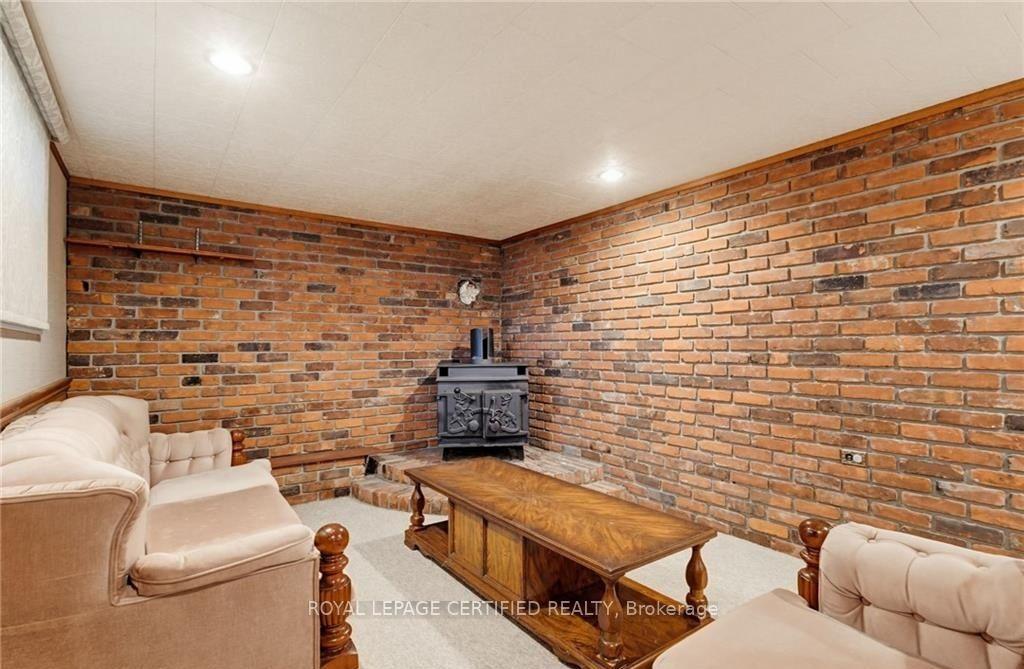 Photo 18 of 84 Homeside Avenue, Hamilton, Stoney Creek — HOMEH