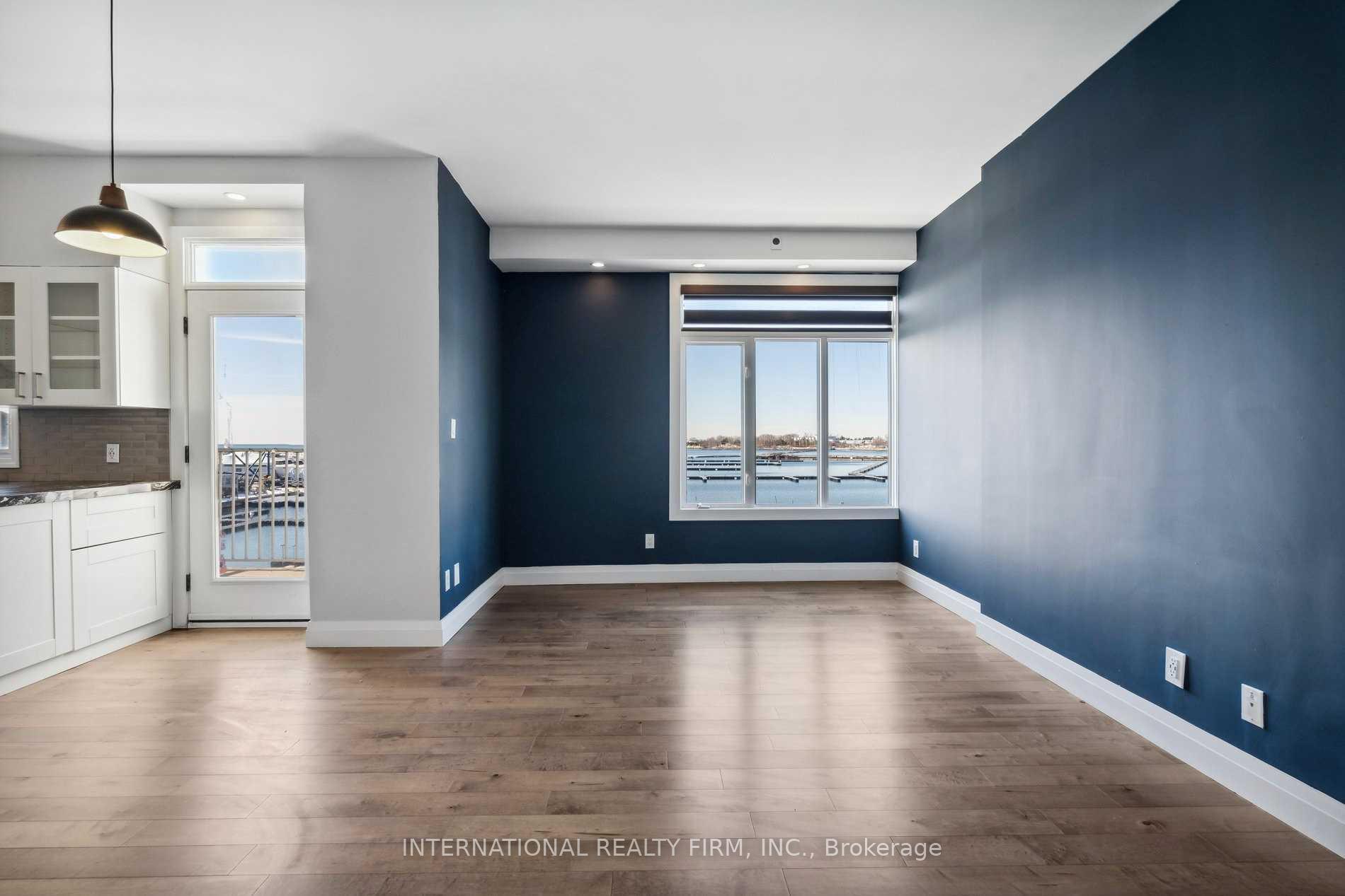 Photo 3 of Unit 389, 32 Stadium Road, Toronto, Niagara — HOMEH