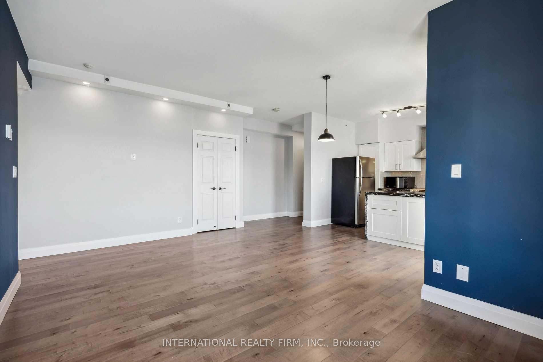 Photo 4 of Unit 389, 32 Stadium Road, Toronto, Niagara — HOMEH