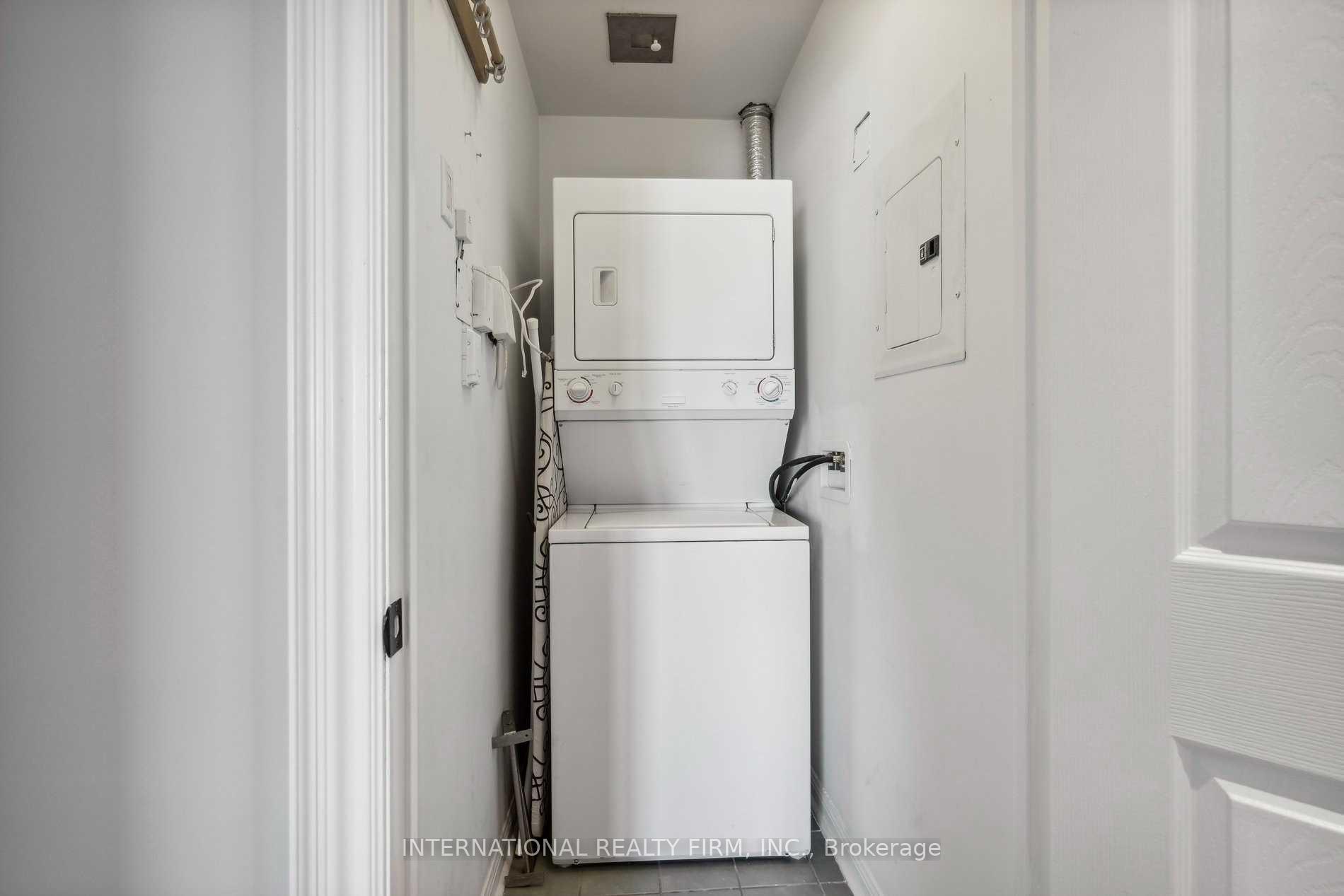 Photo 31 of Unit 389, 32 Stadium Road, Toronto, Niagara — HOMEH
