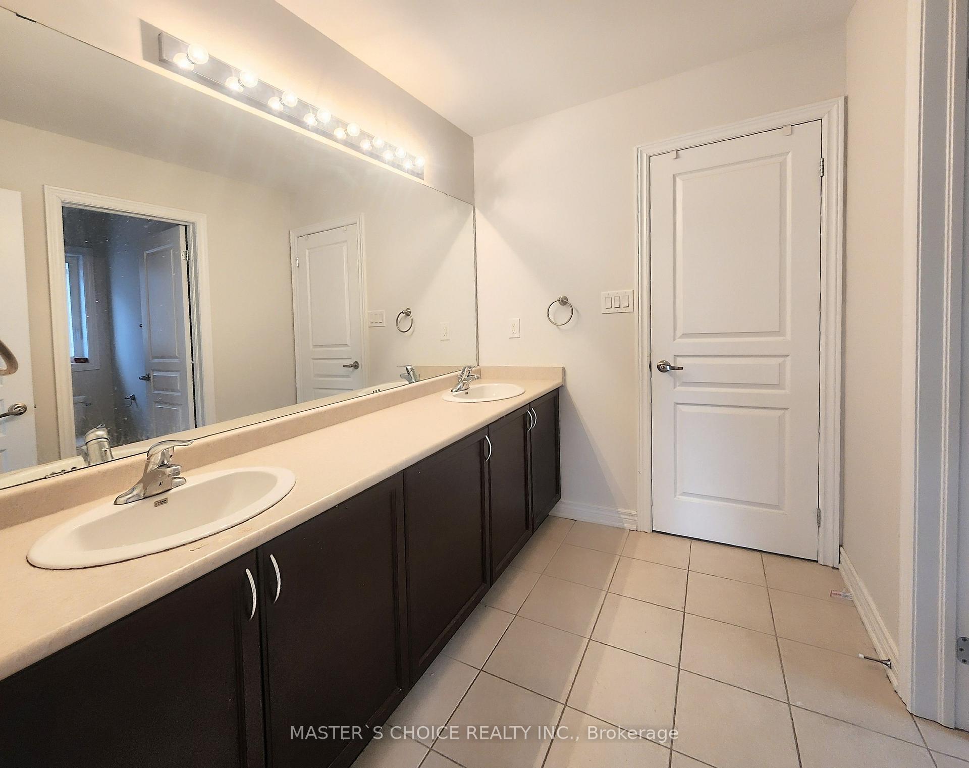 Photo 32 of 47 Sir Modesto Court, Vaughan, Patterson — HOMEH